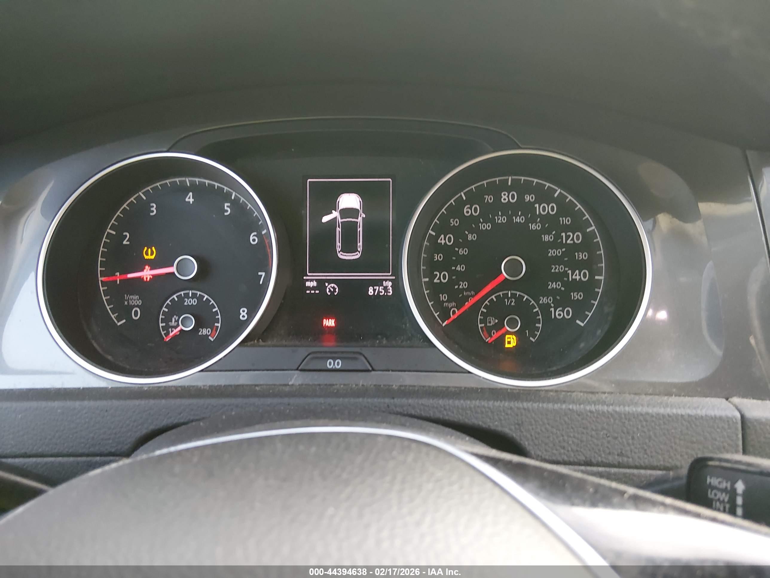 VOLKSWAGEN GOLF image 7