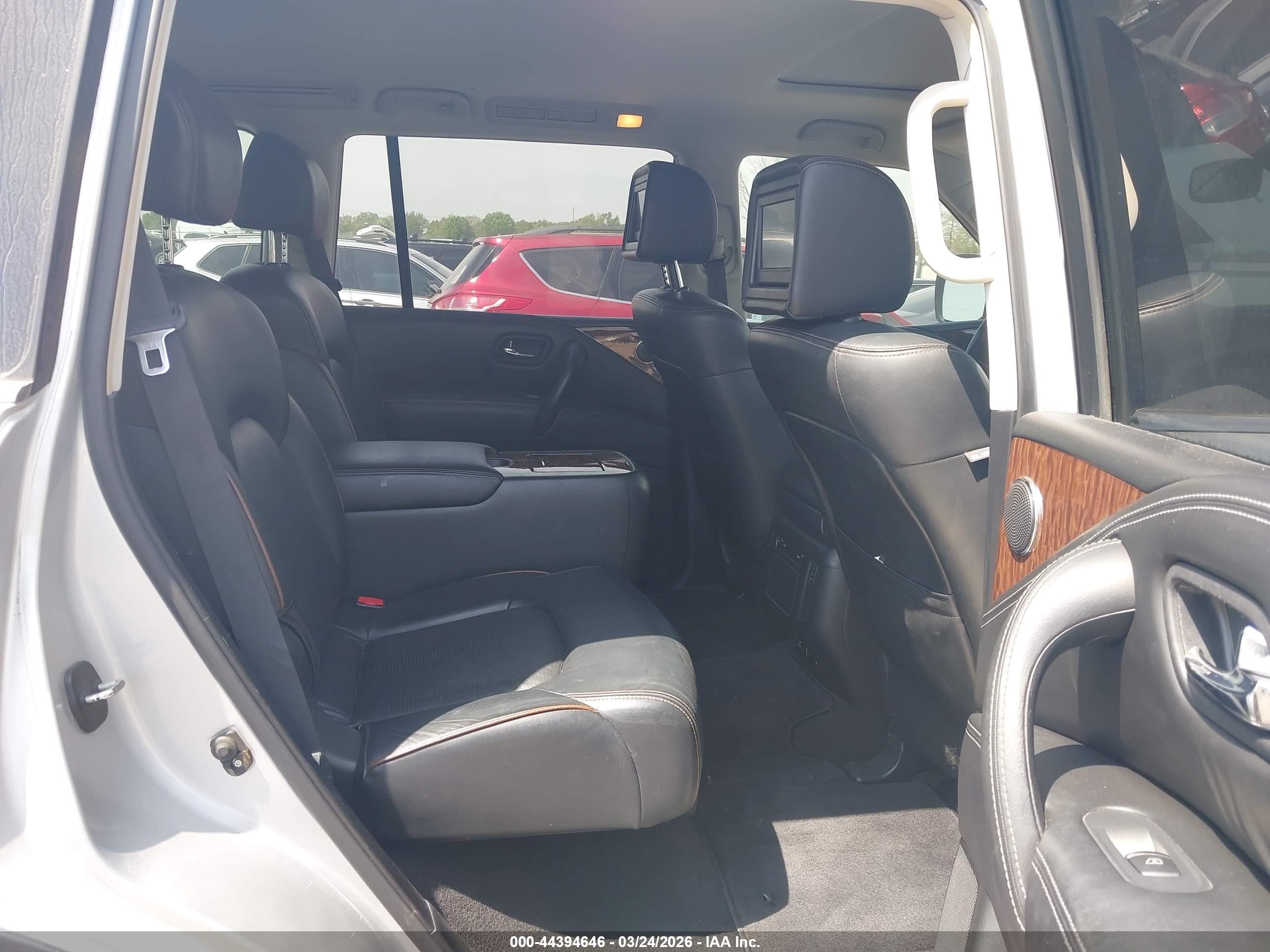 NISSAN ARMADA image 8