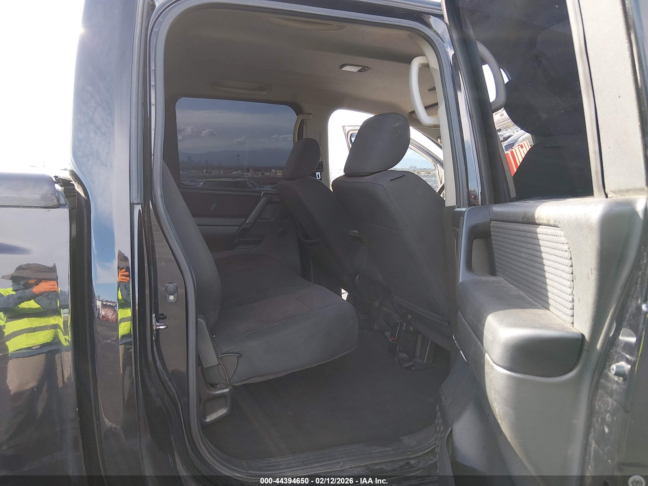 NISSAN TITAN image 8