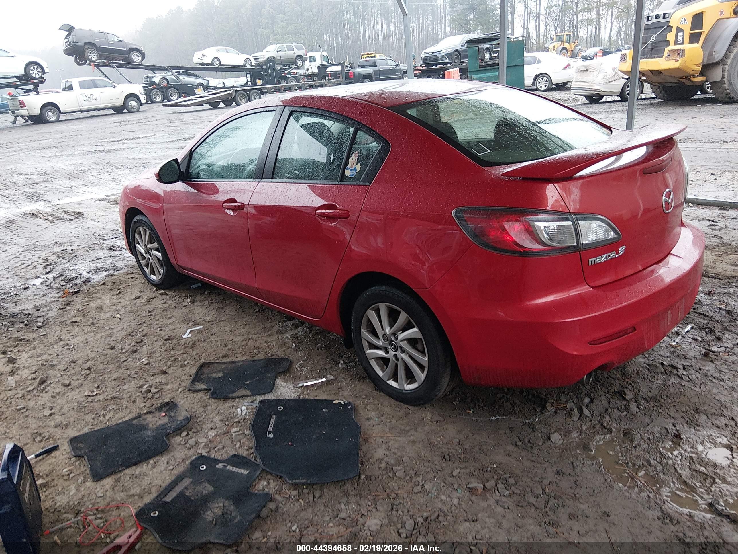 MAZDA MAZDA3 image 3