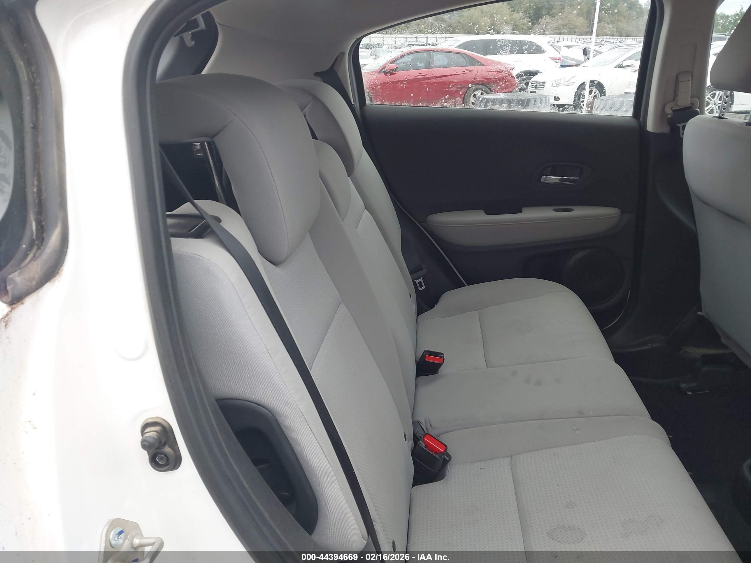 HONDA HR-V image 8