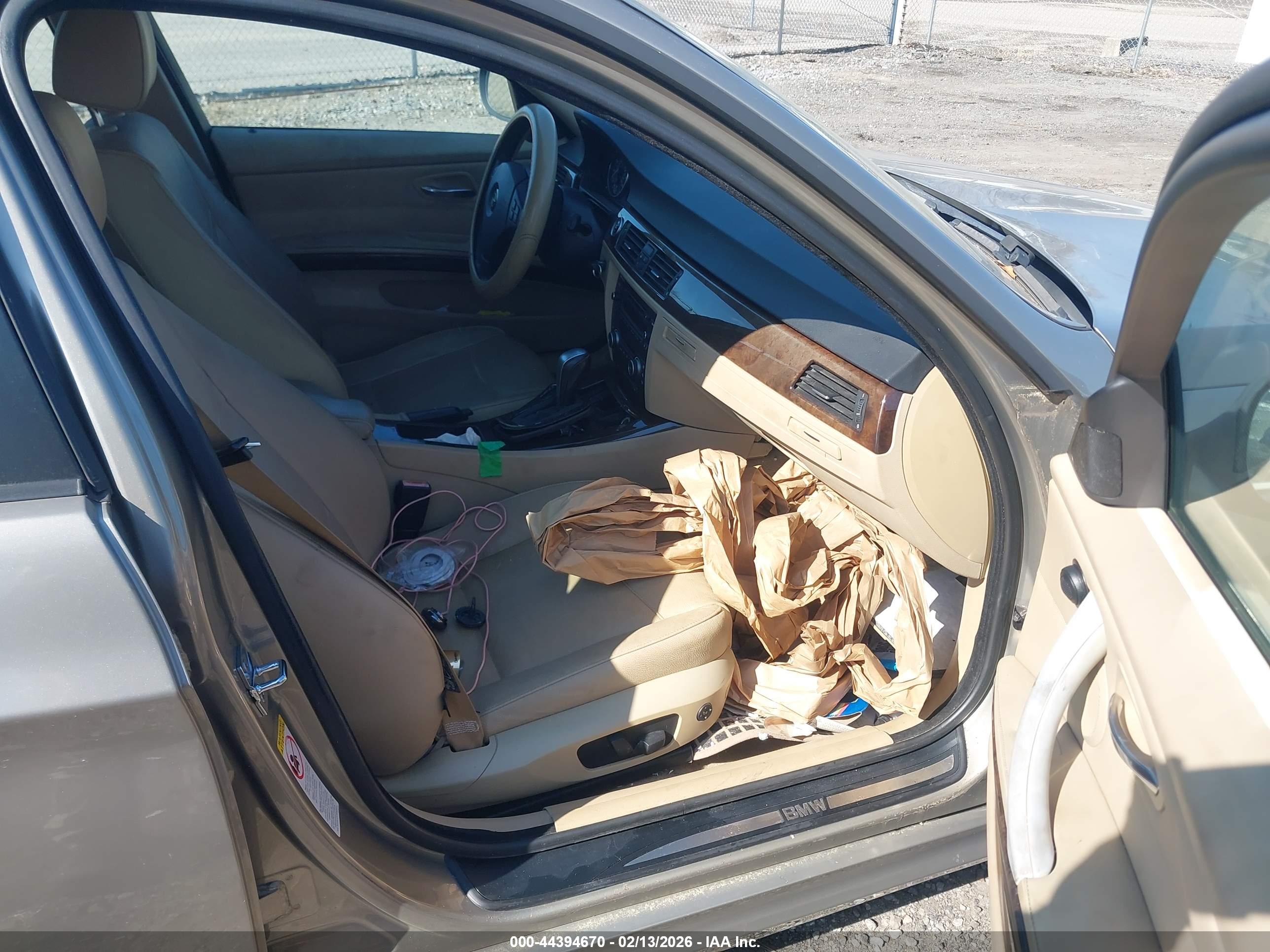 BMW 328I image 5