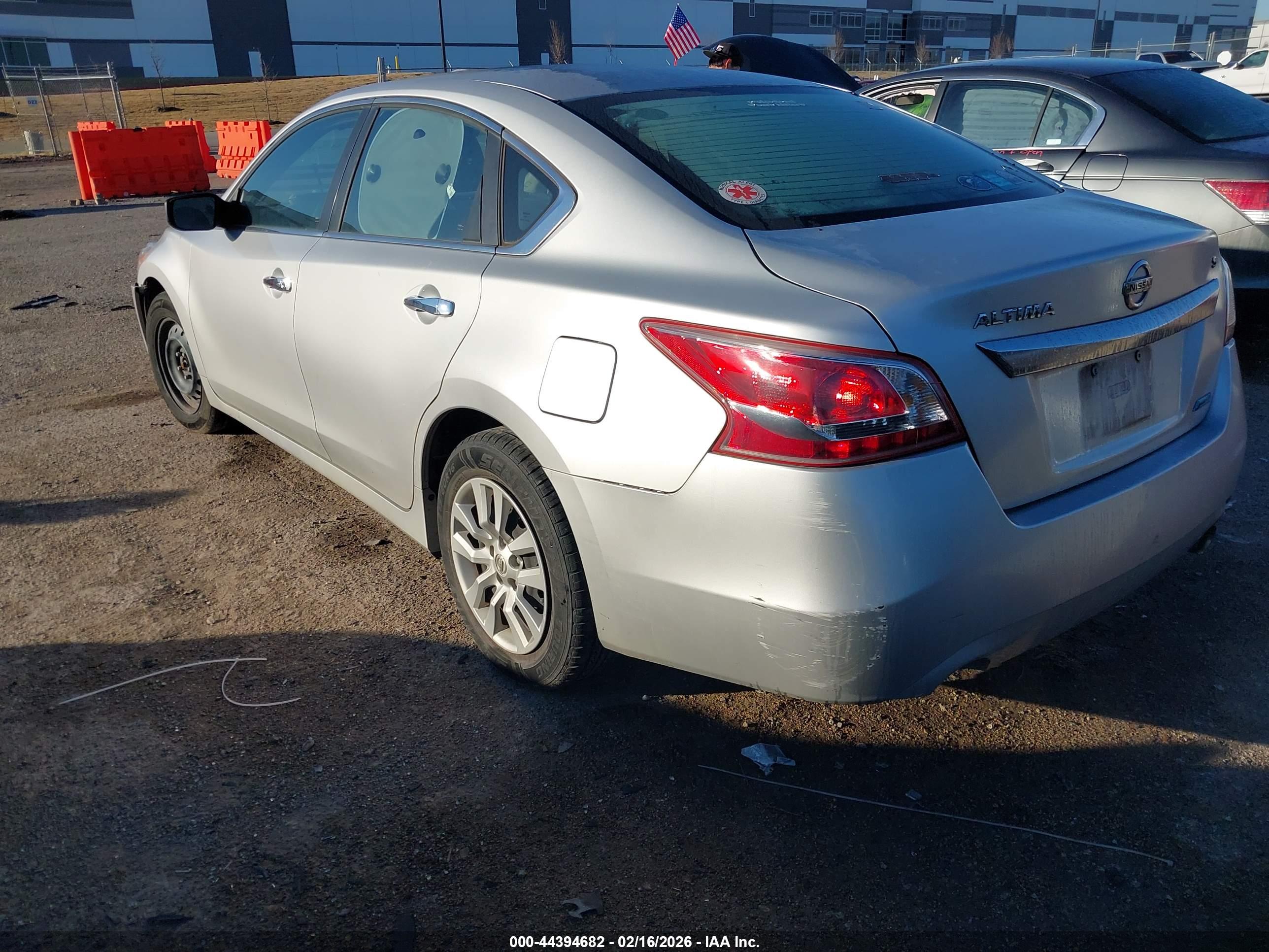 NISSAN ALTIMA image 3