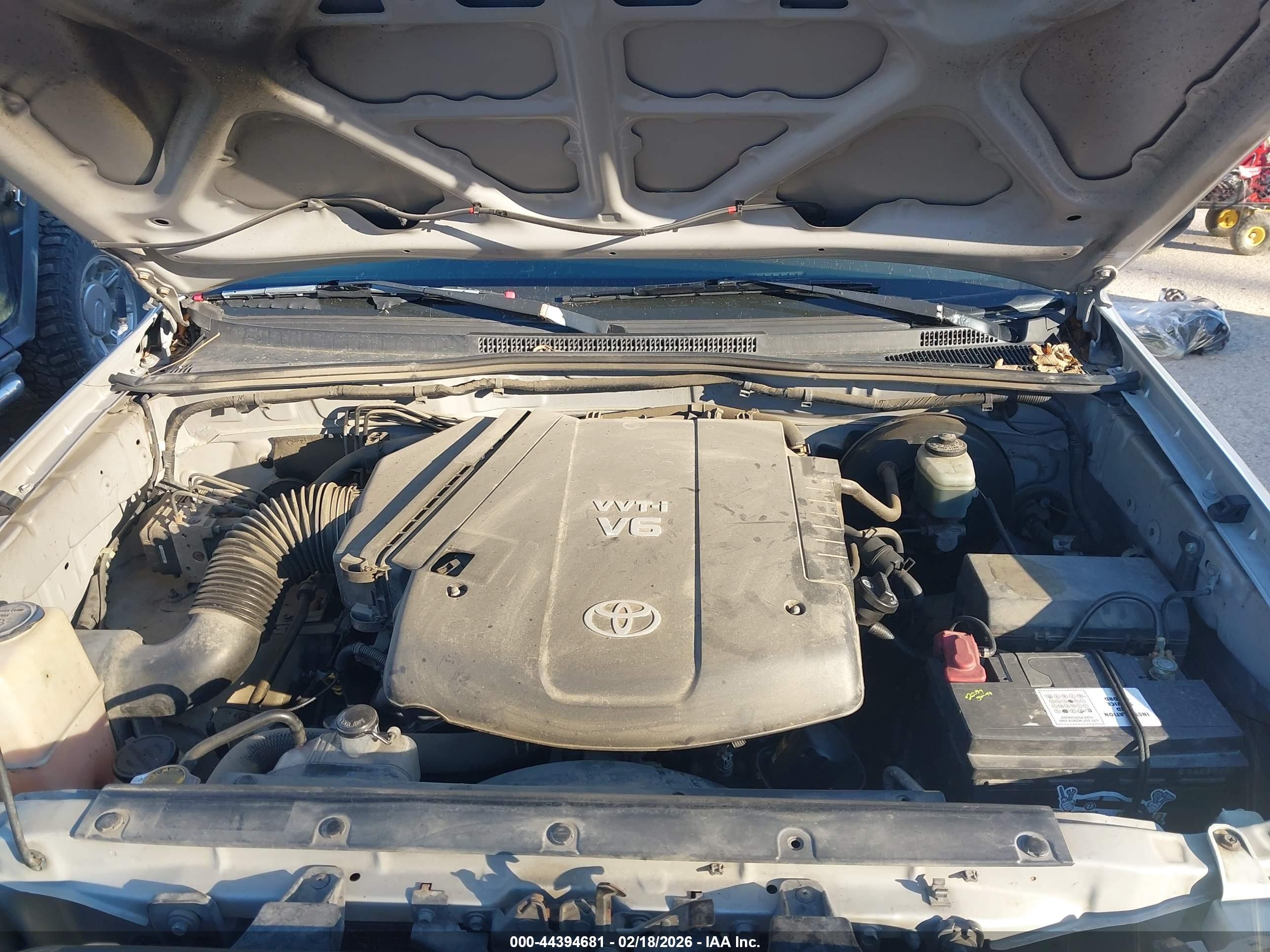 TOYOTA TACOMA image 10