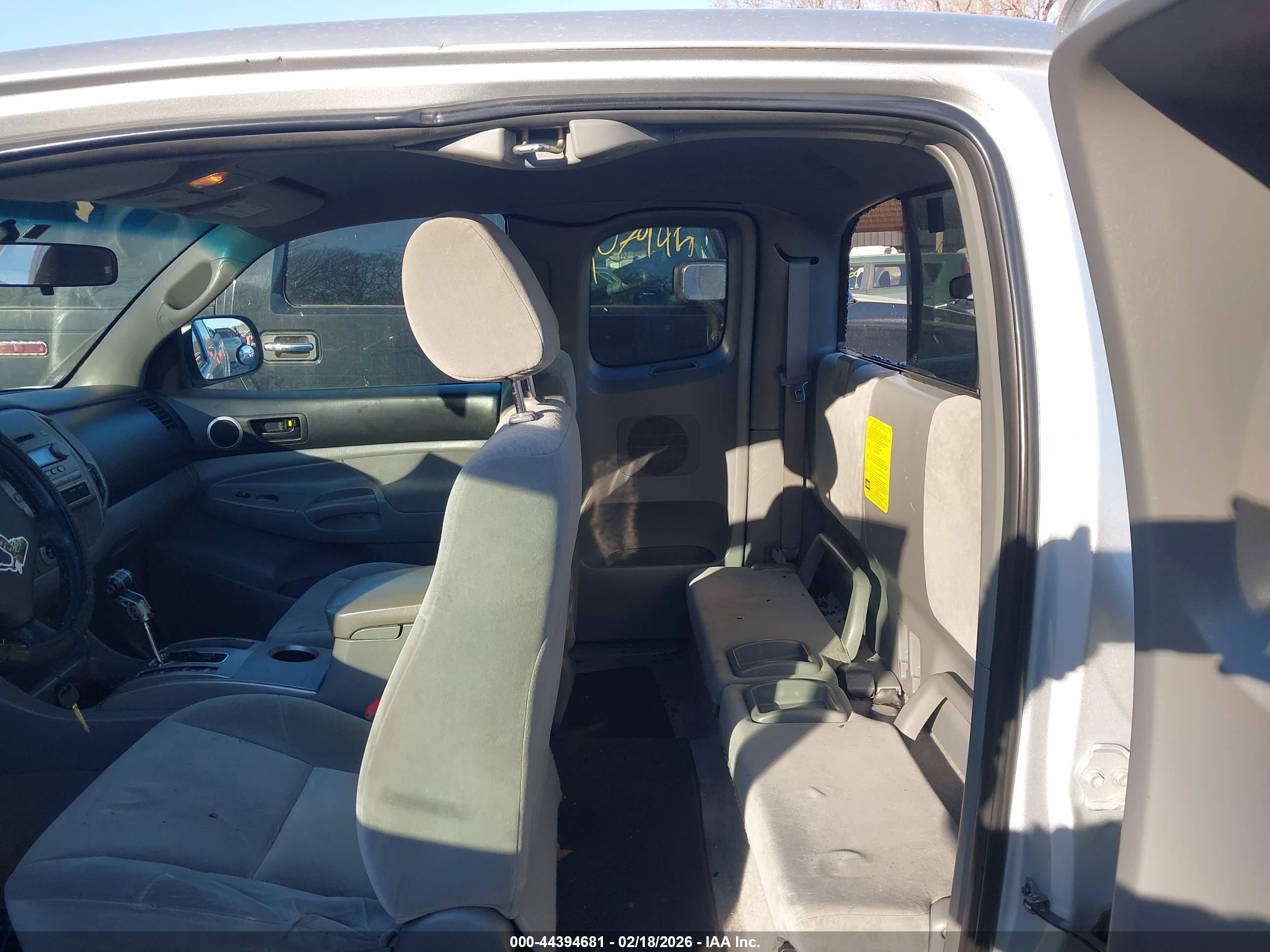TOYOTA TACOMA image 8