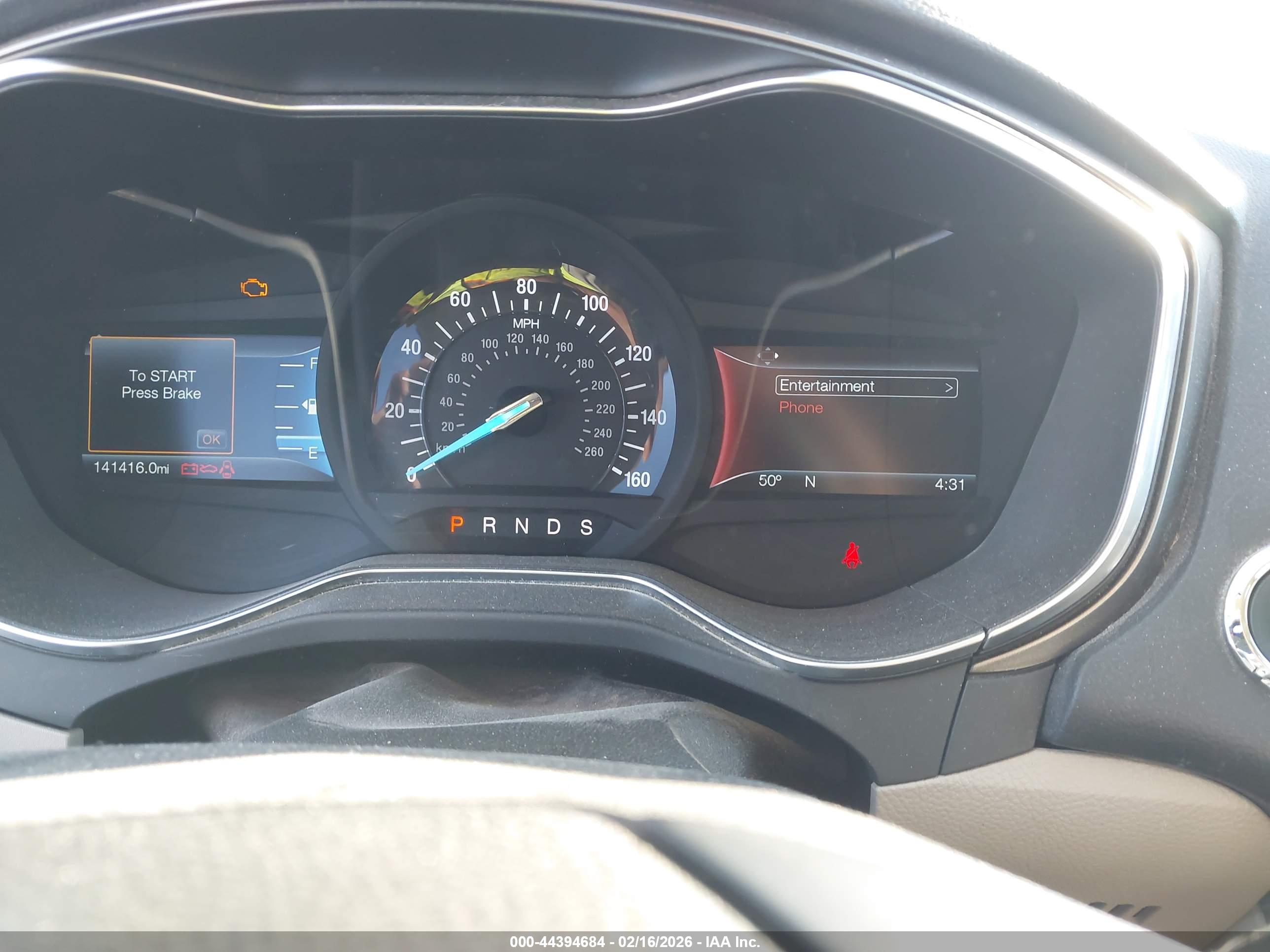 FORD FUSION image 7