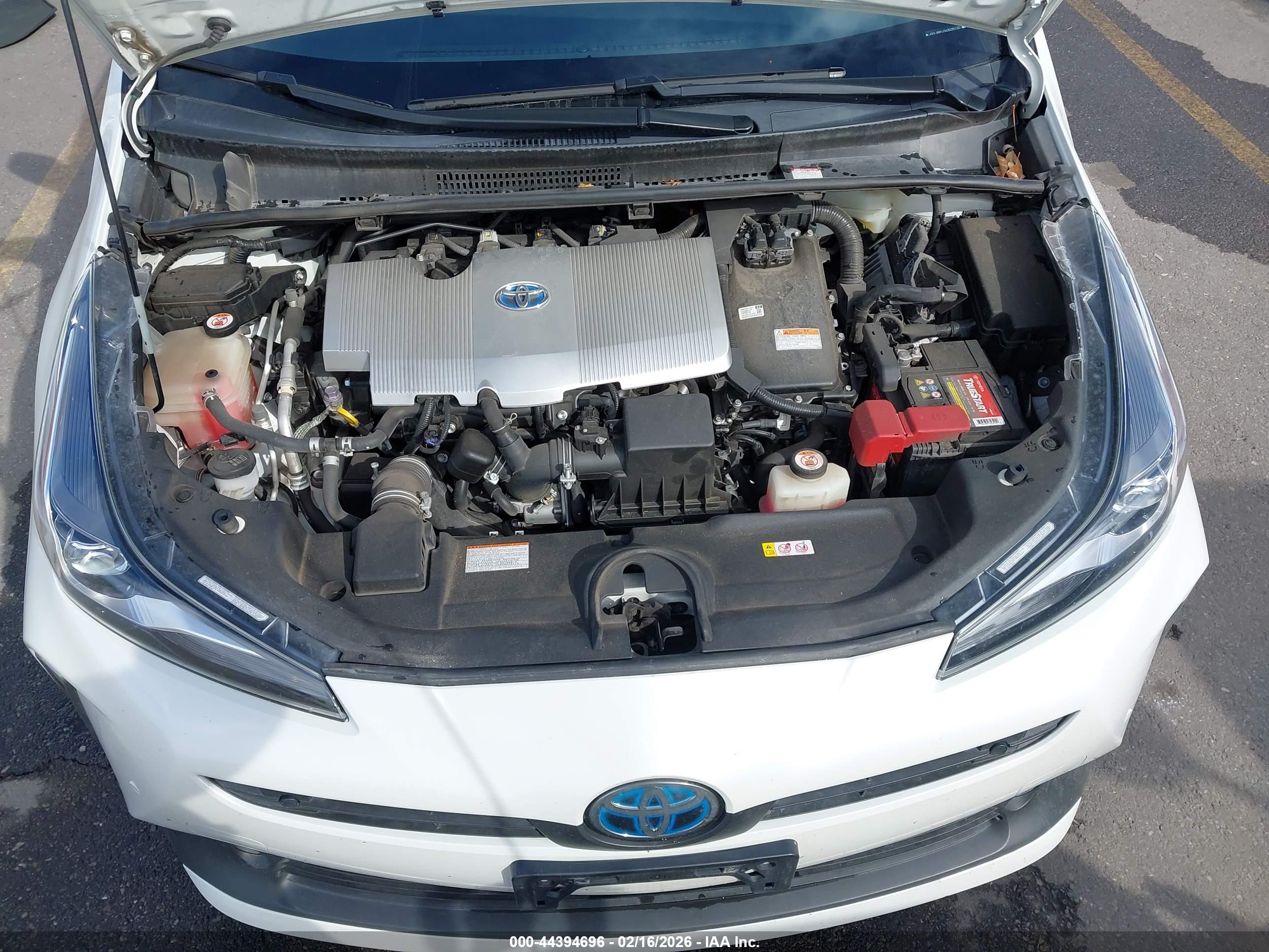 TOYOTA PRIUS image 10