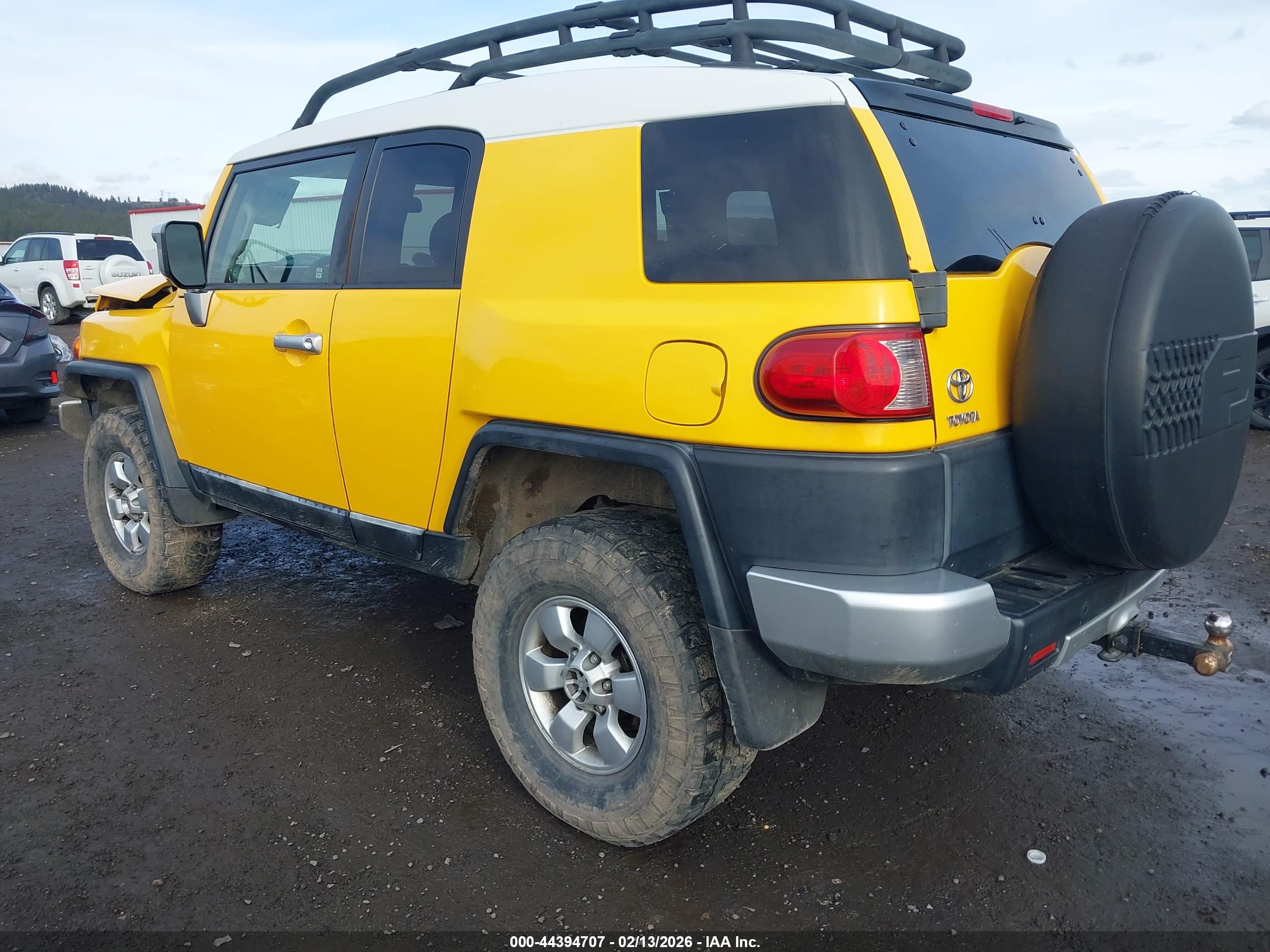 TOYOTA FJ image 3