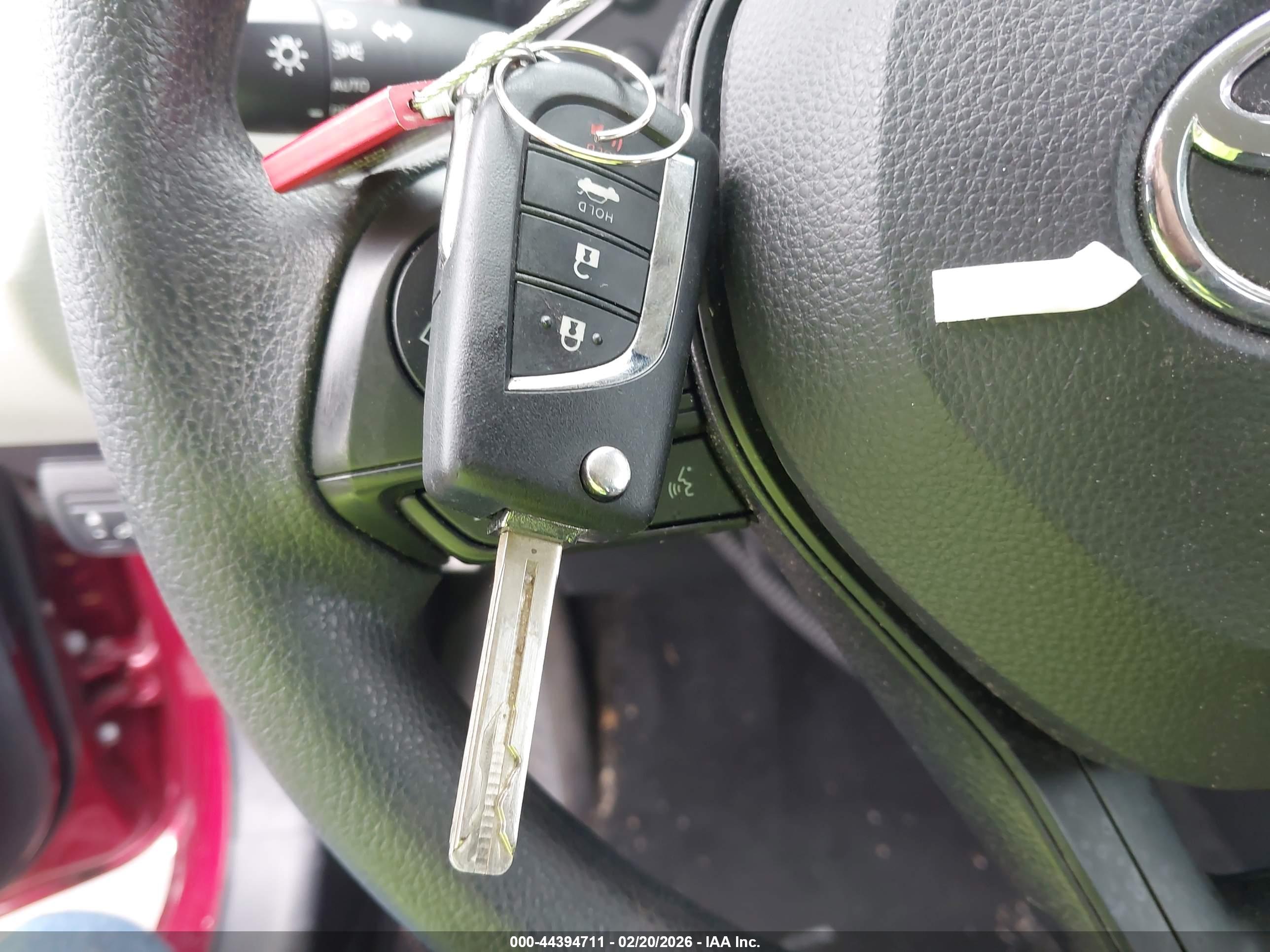 TOYOTA COROLLA image 11