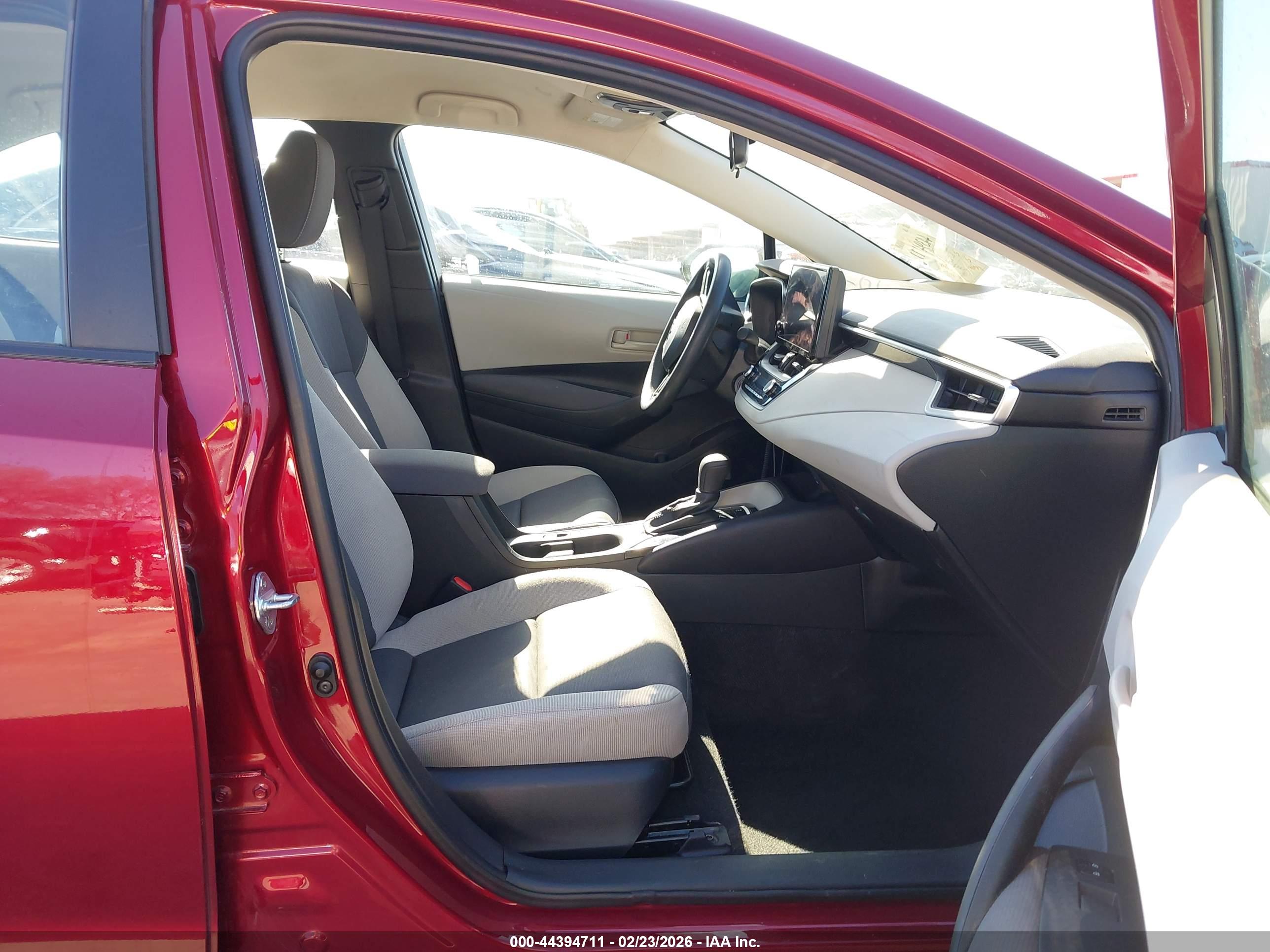 TOYOTA COROLLA image 5