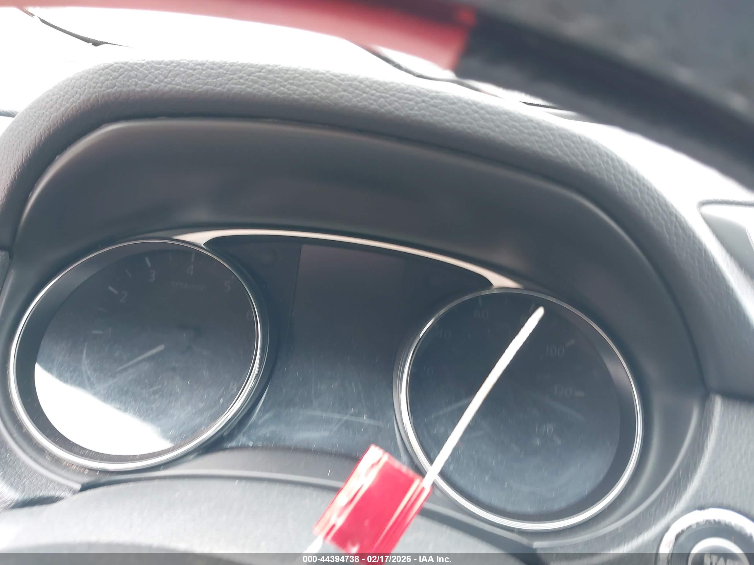 NISSAN ROGUE image 7