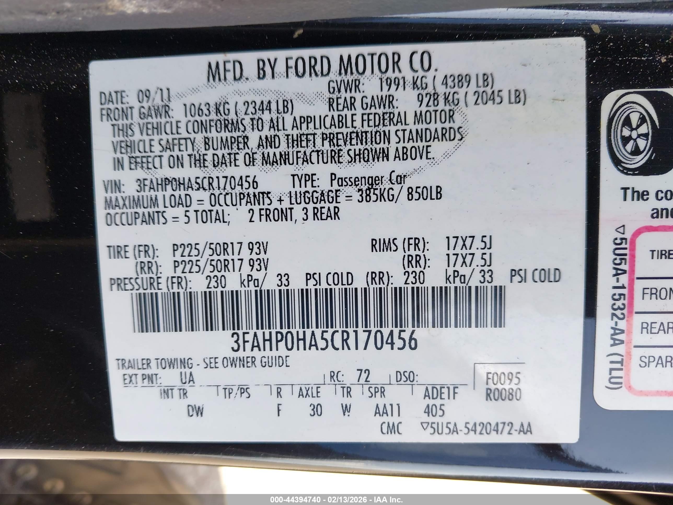 FORD FUSION image 9