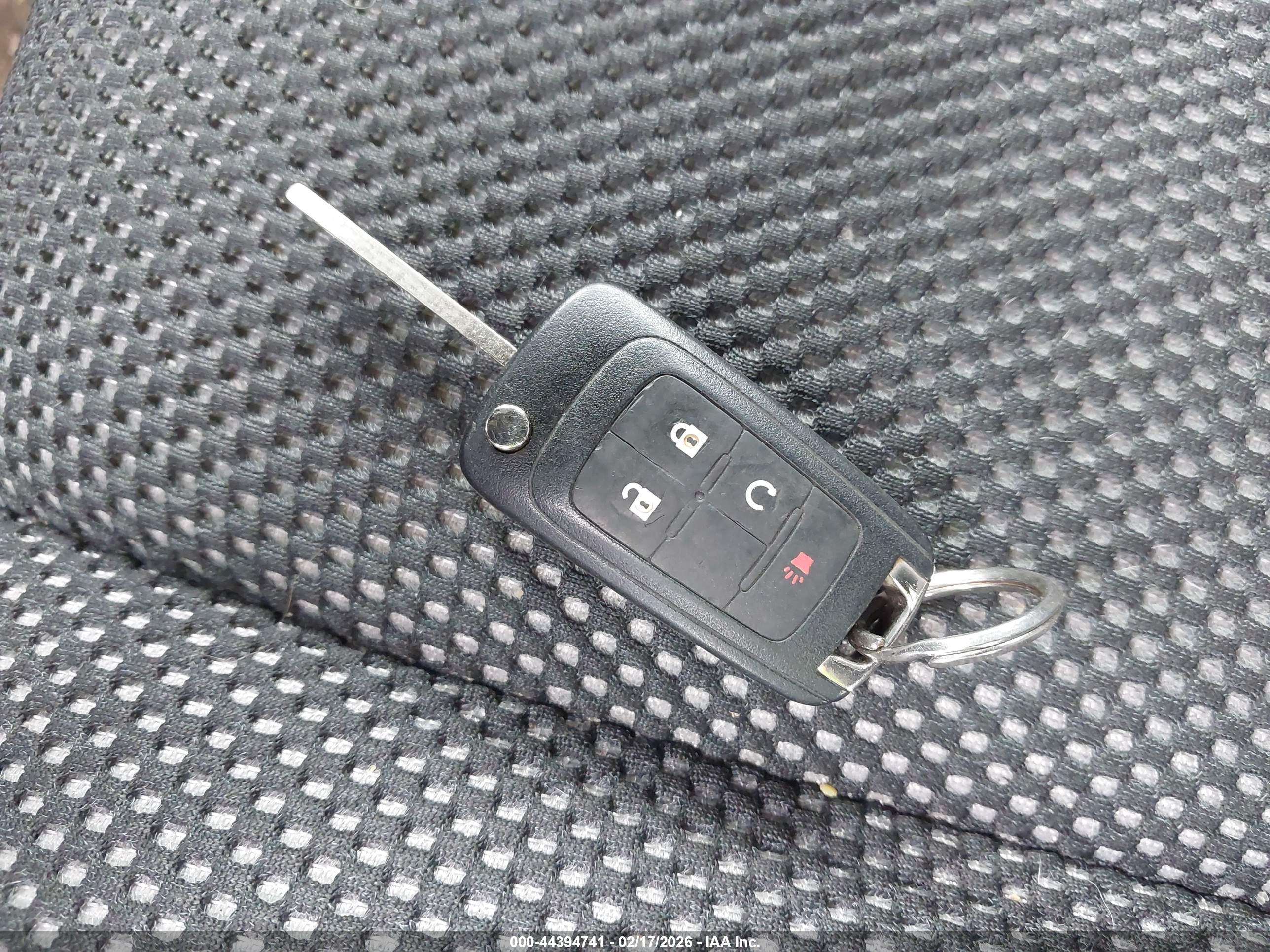CHEVROLET EQUINOX image 11