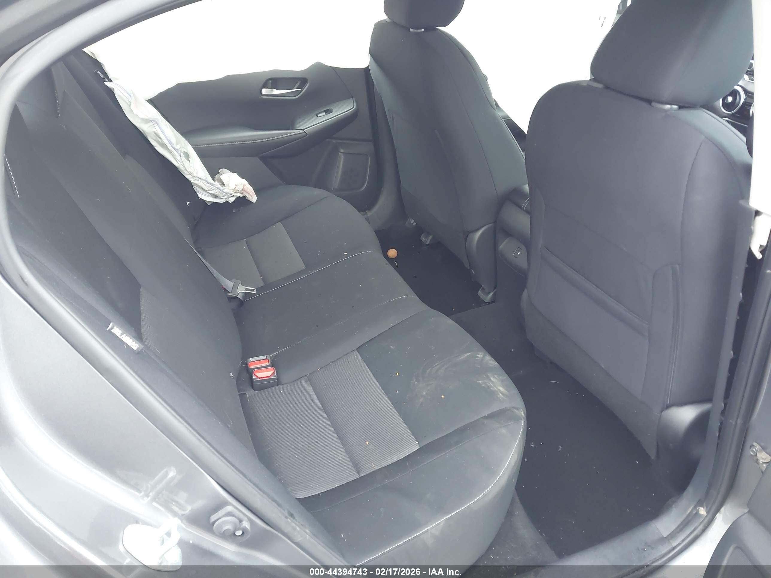 NISSAN SENTRA image 8