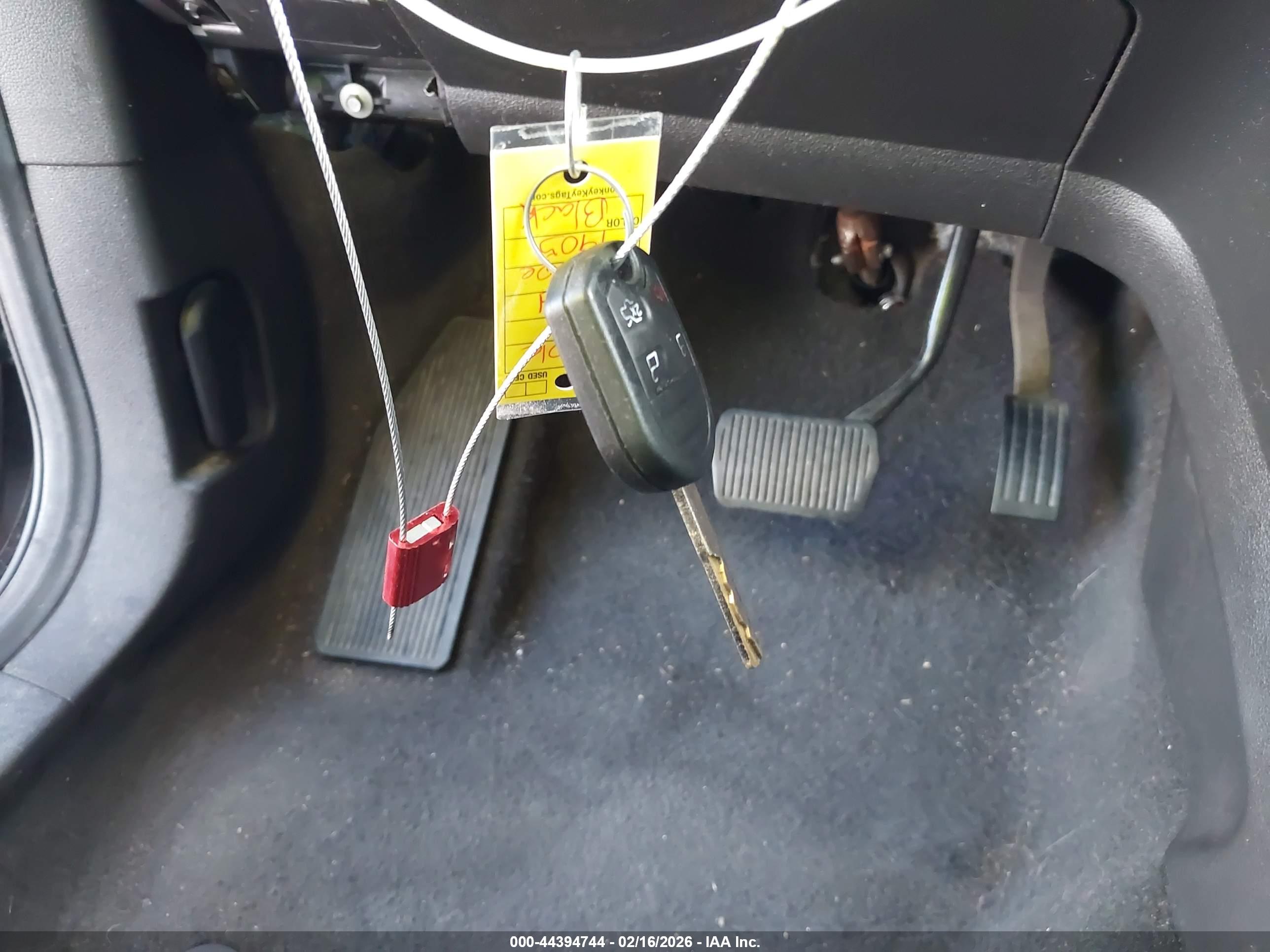 FORD ESCAPE image 11