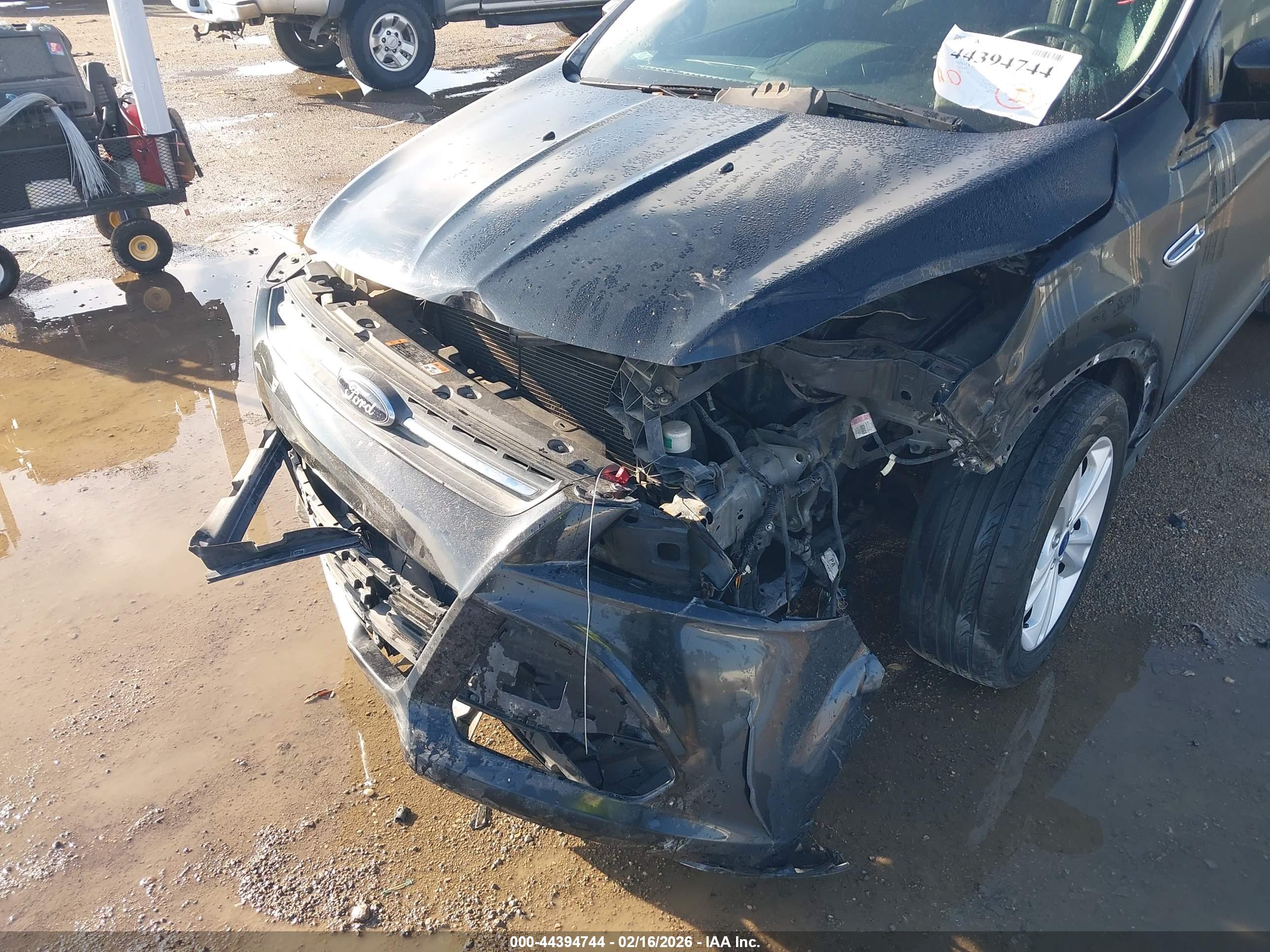 FORD ESCAPE image 6