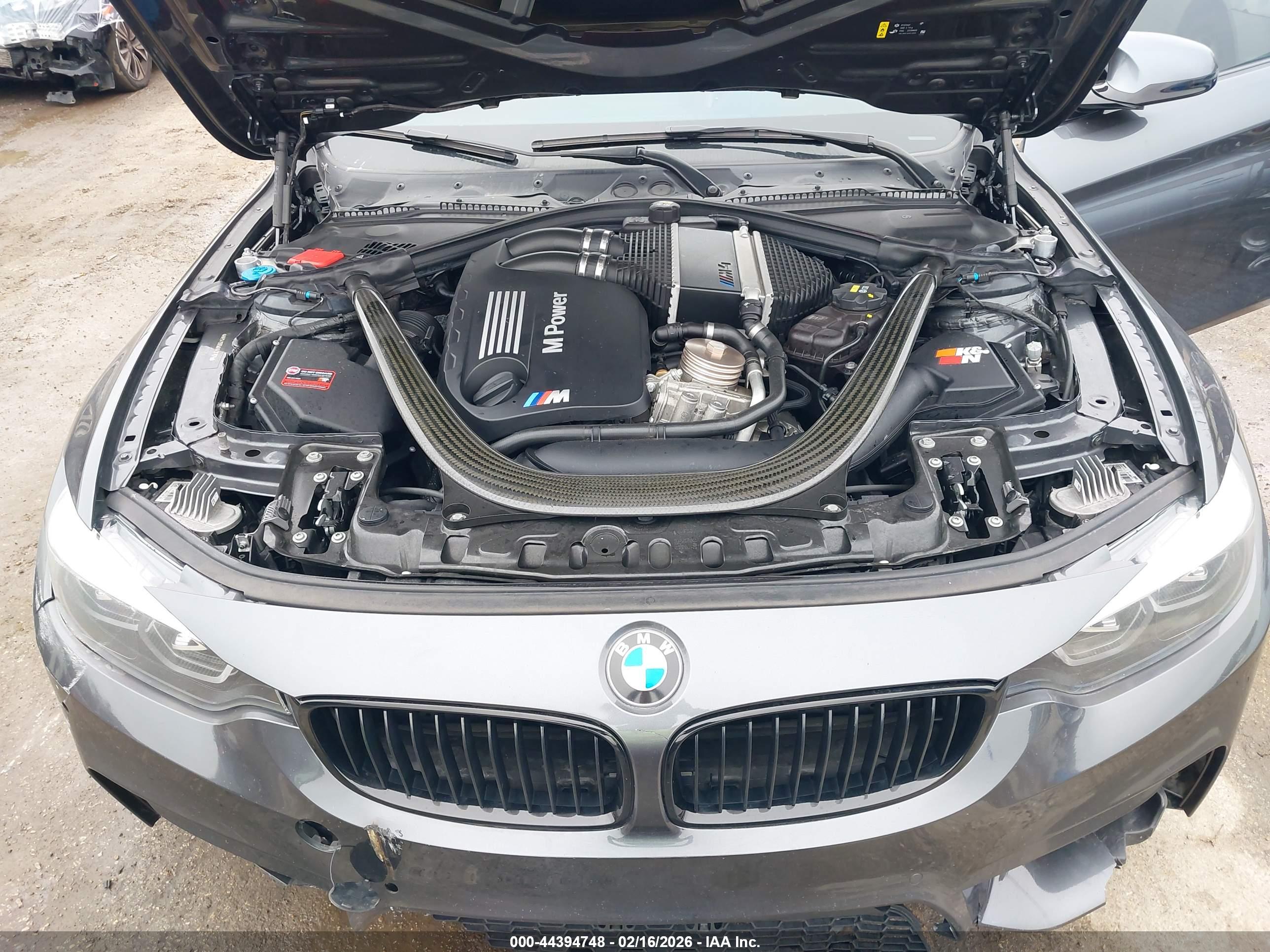 BMW M4 image 10