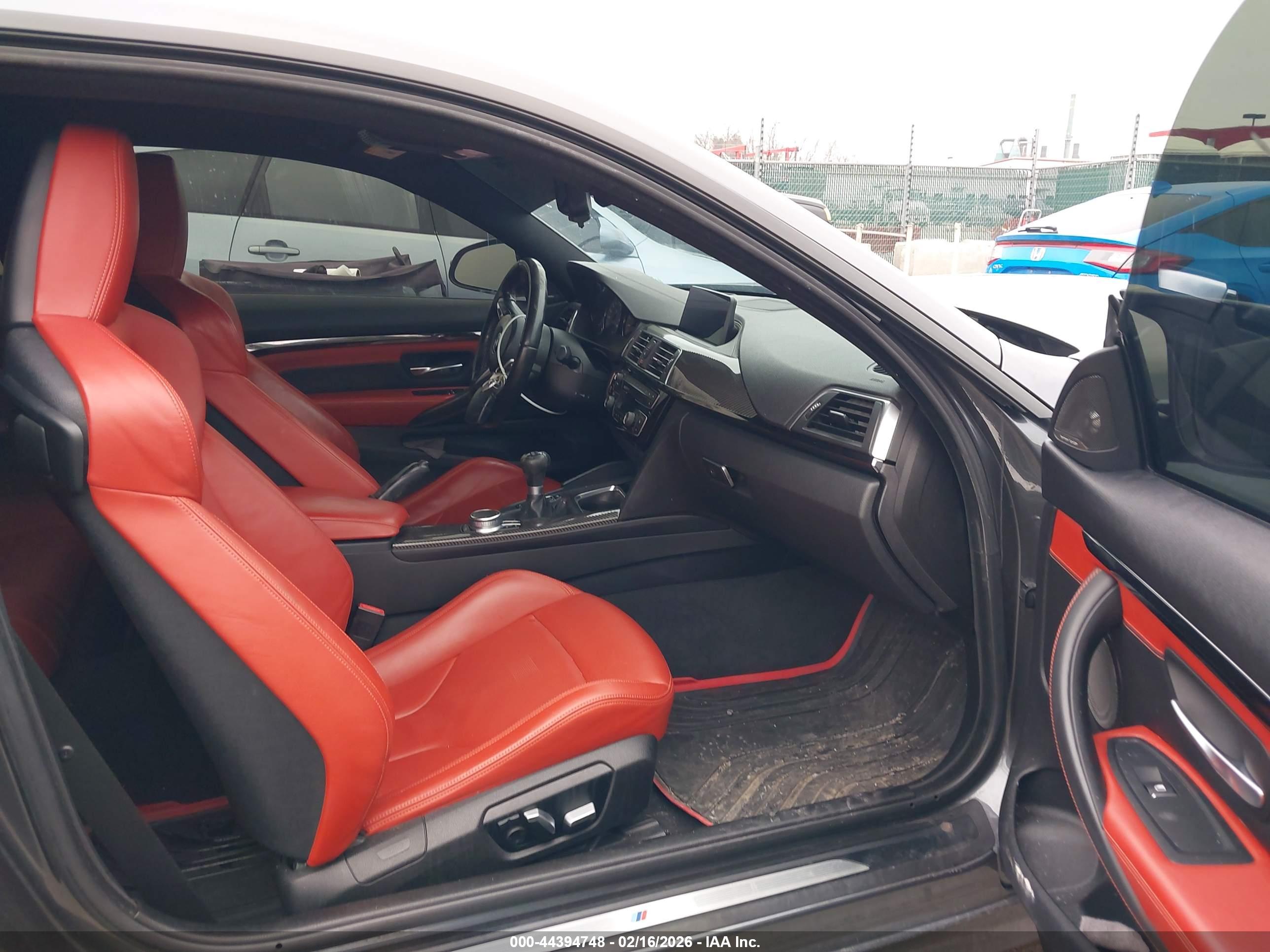 BMW M4 image 5