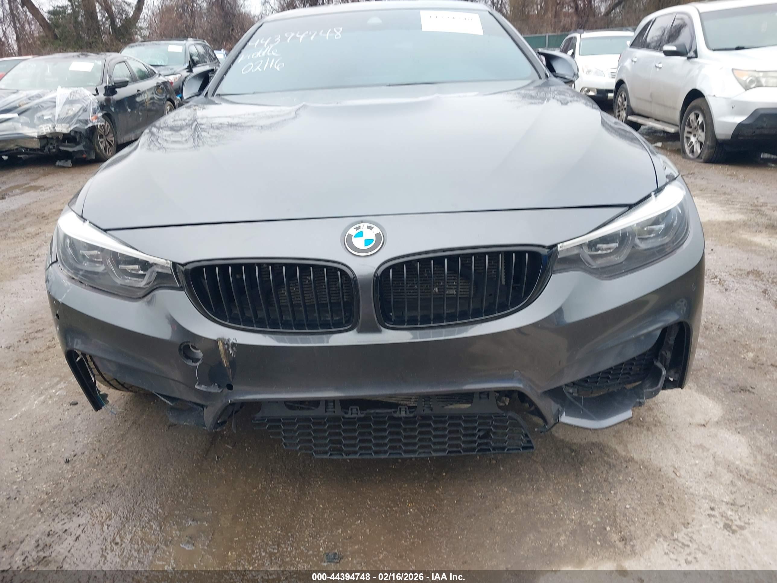 BMW M4 image 6
