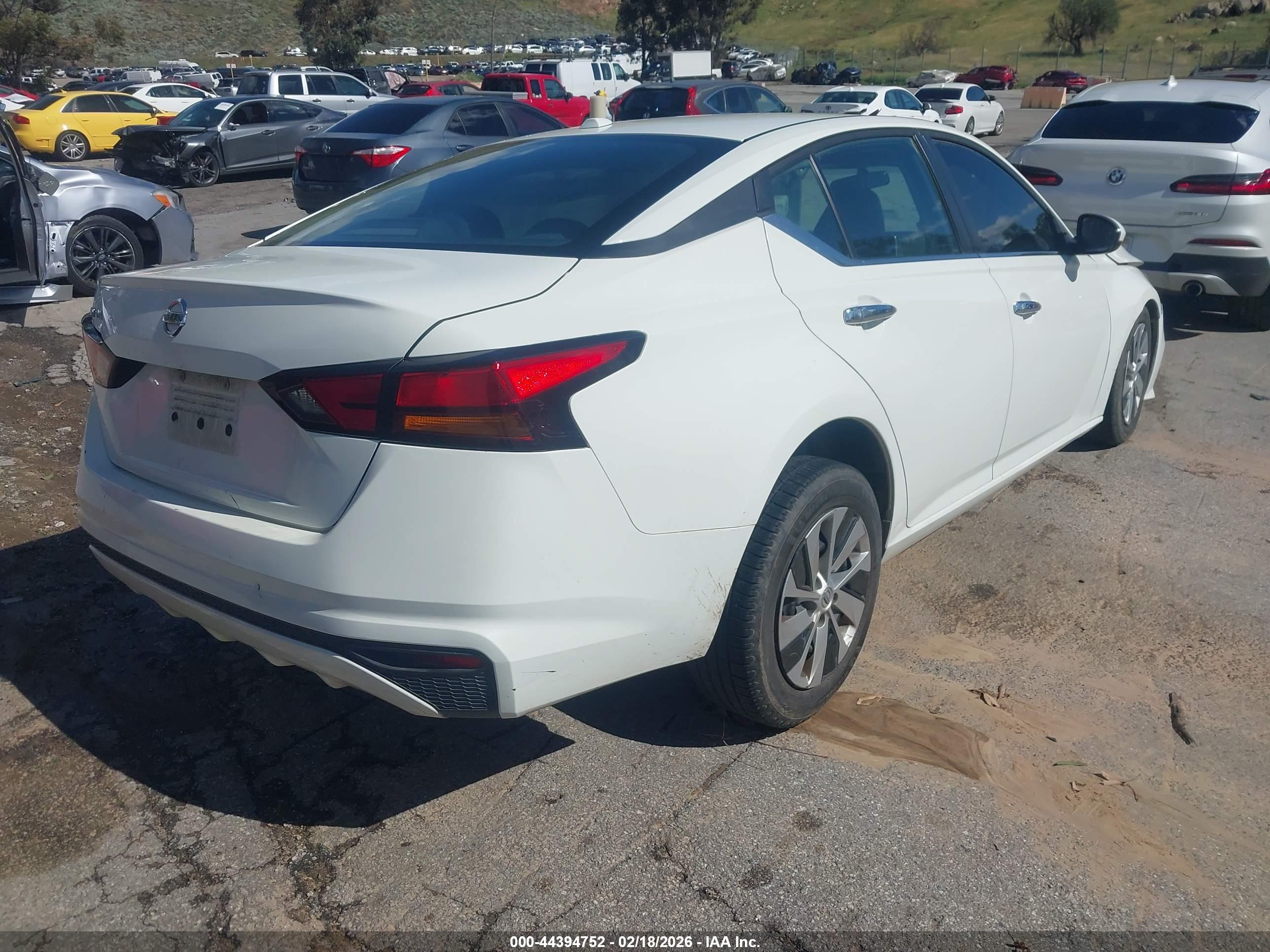 NISSAN ALTIMA image 4
