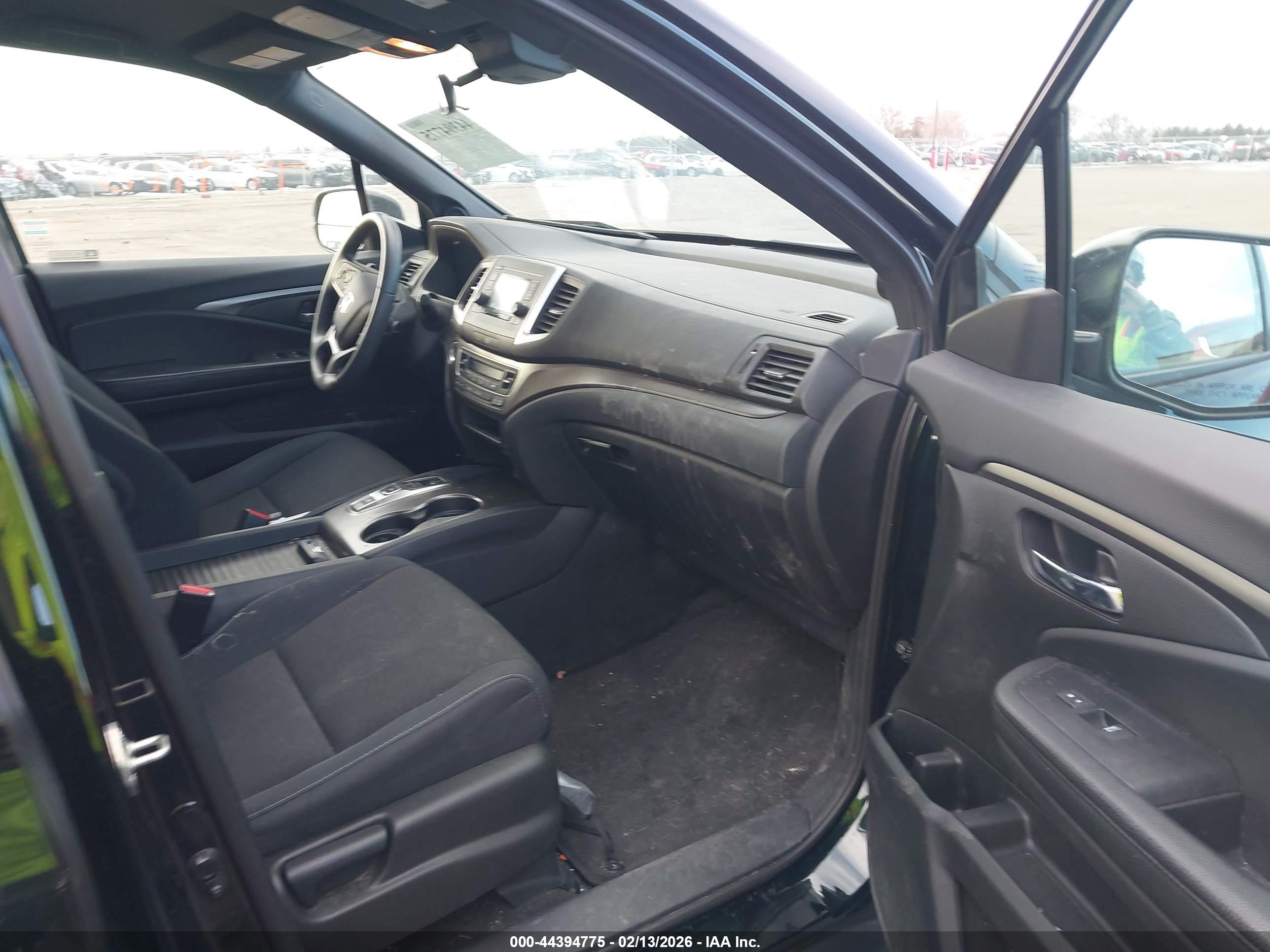 HONDA PASSPORT image 5
