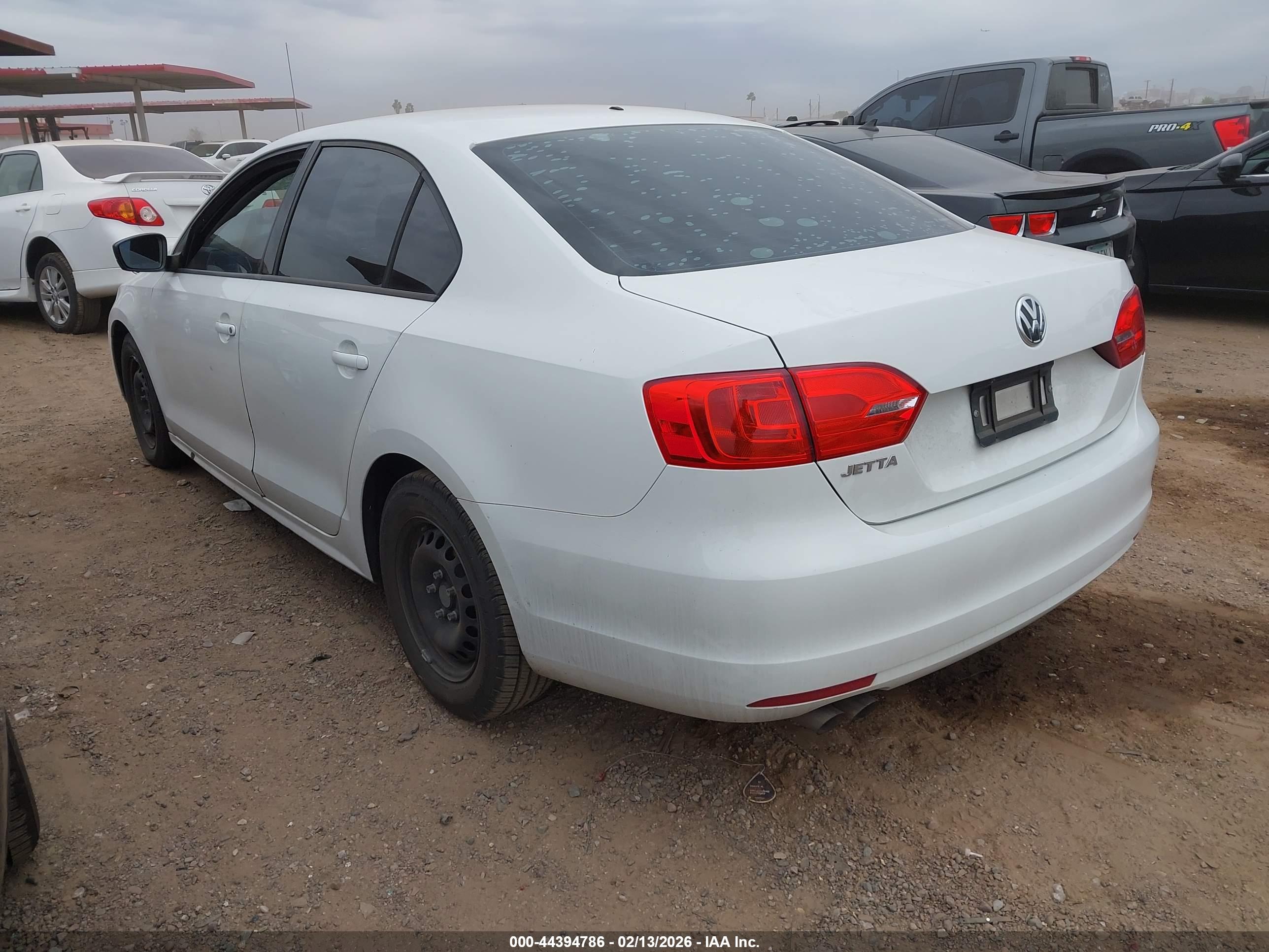 VOLKSWAGEN JETTA image 3