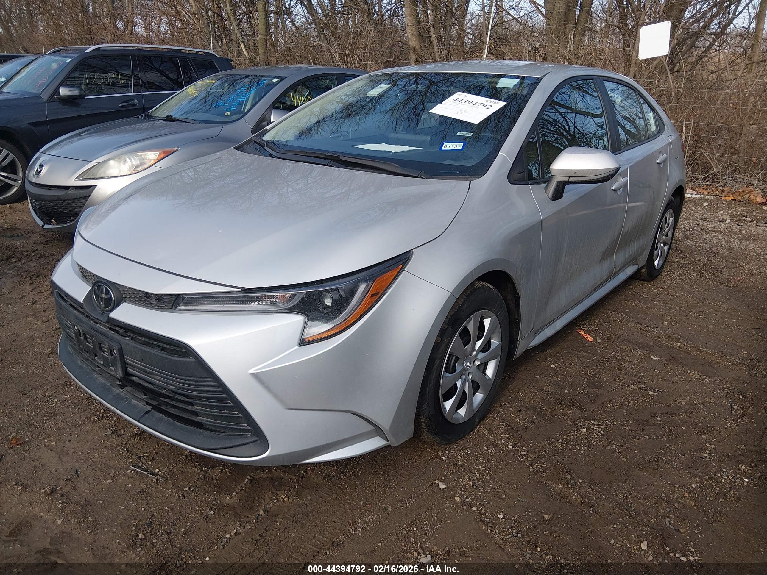 TOYOTA COROLLA image 2