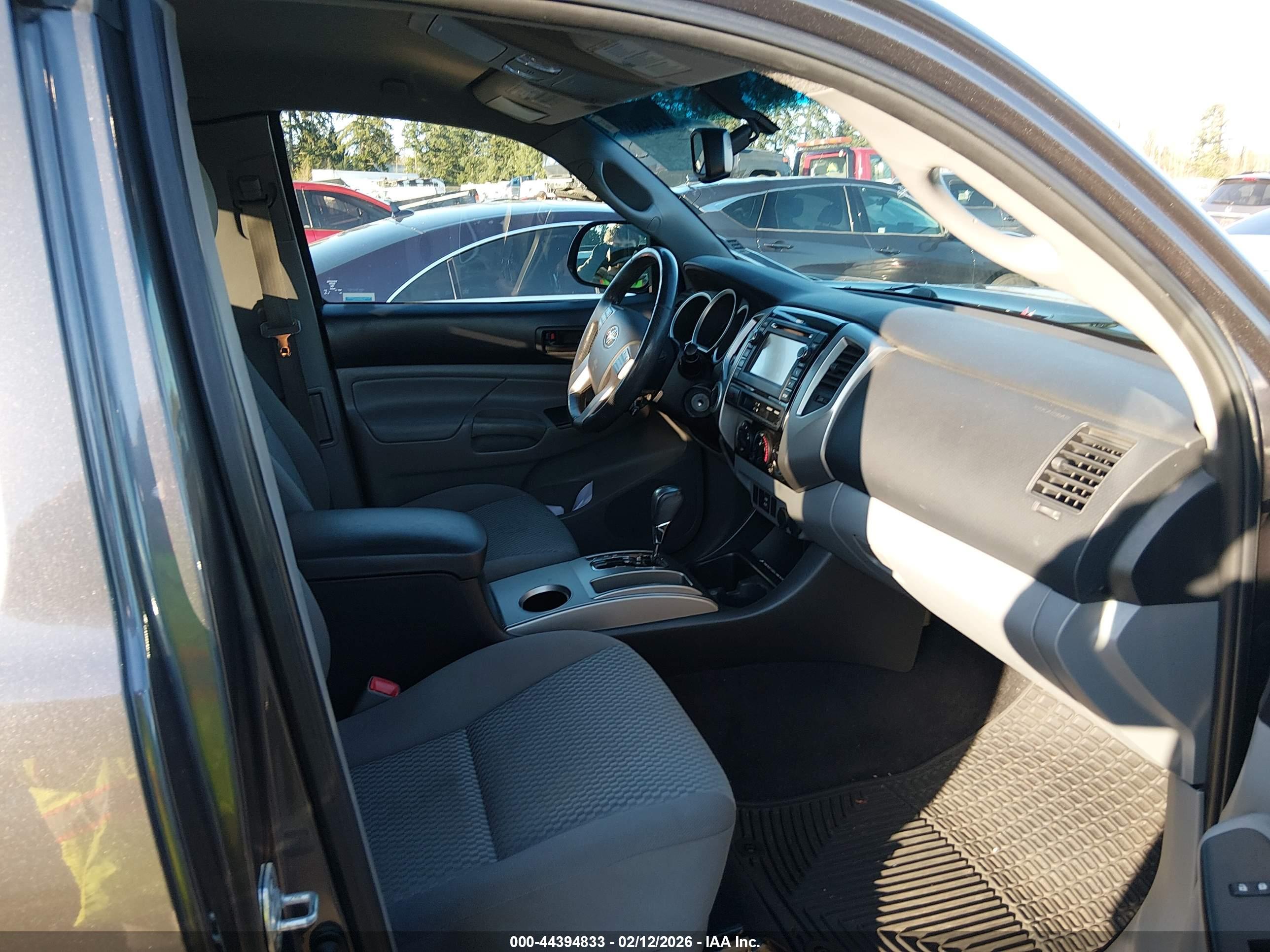 TOYOTA TACOMA image 5