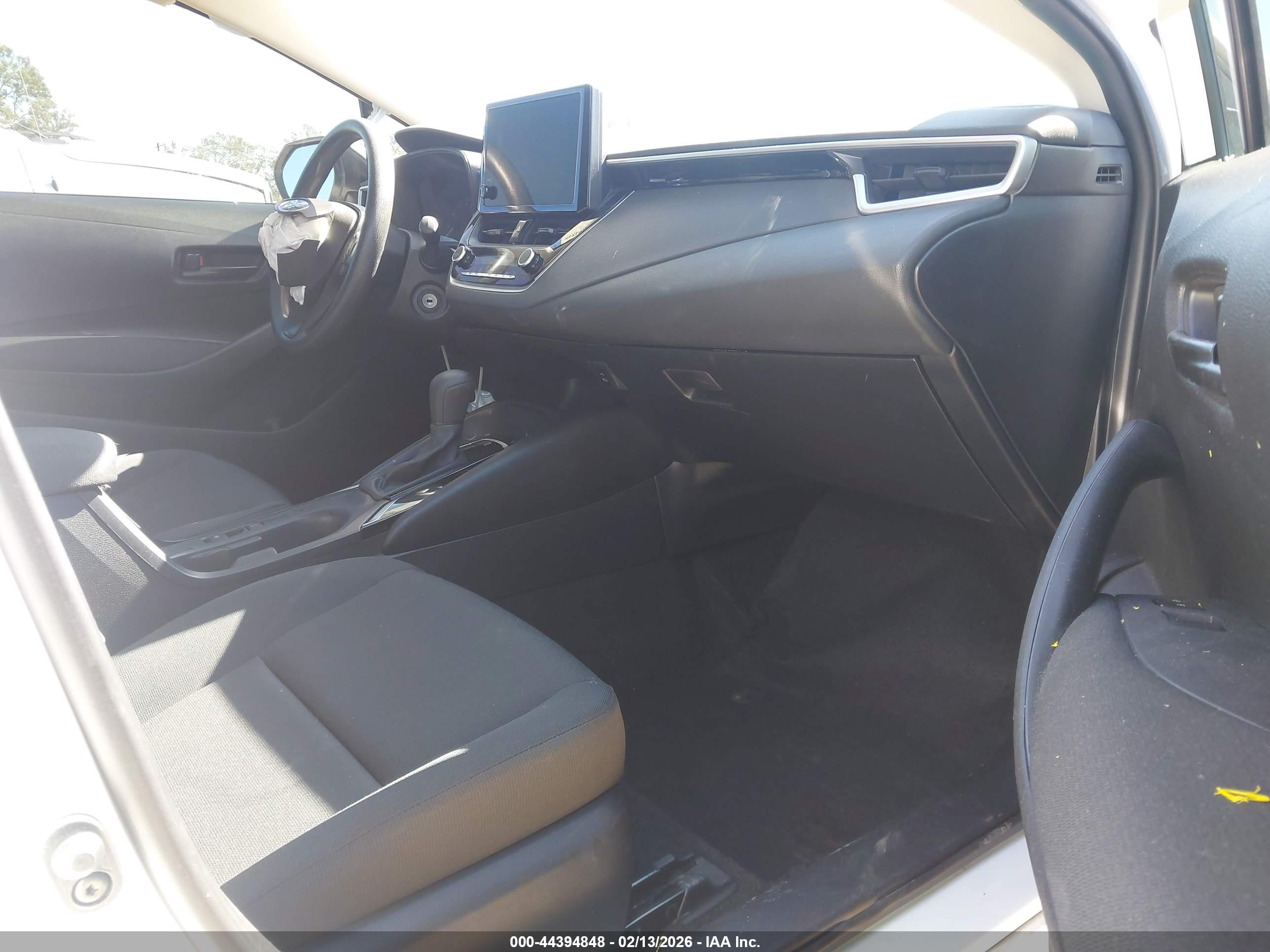 TOYOTA COROLLA image 5