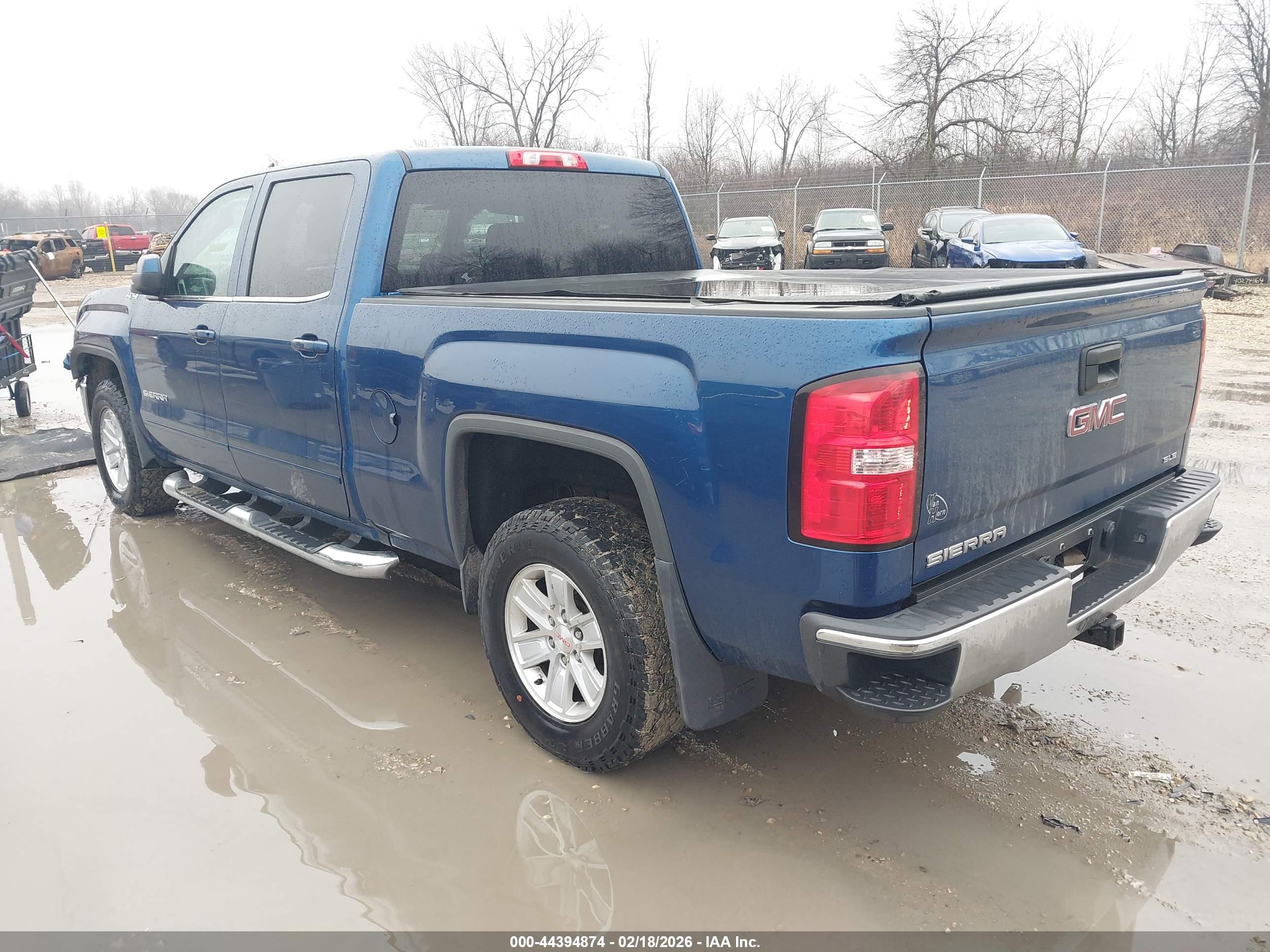 GMC SIERRA image 3