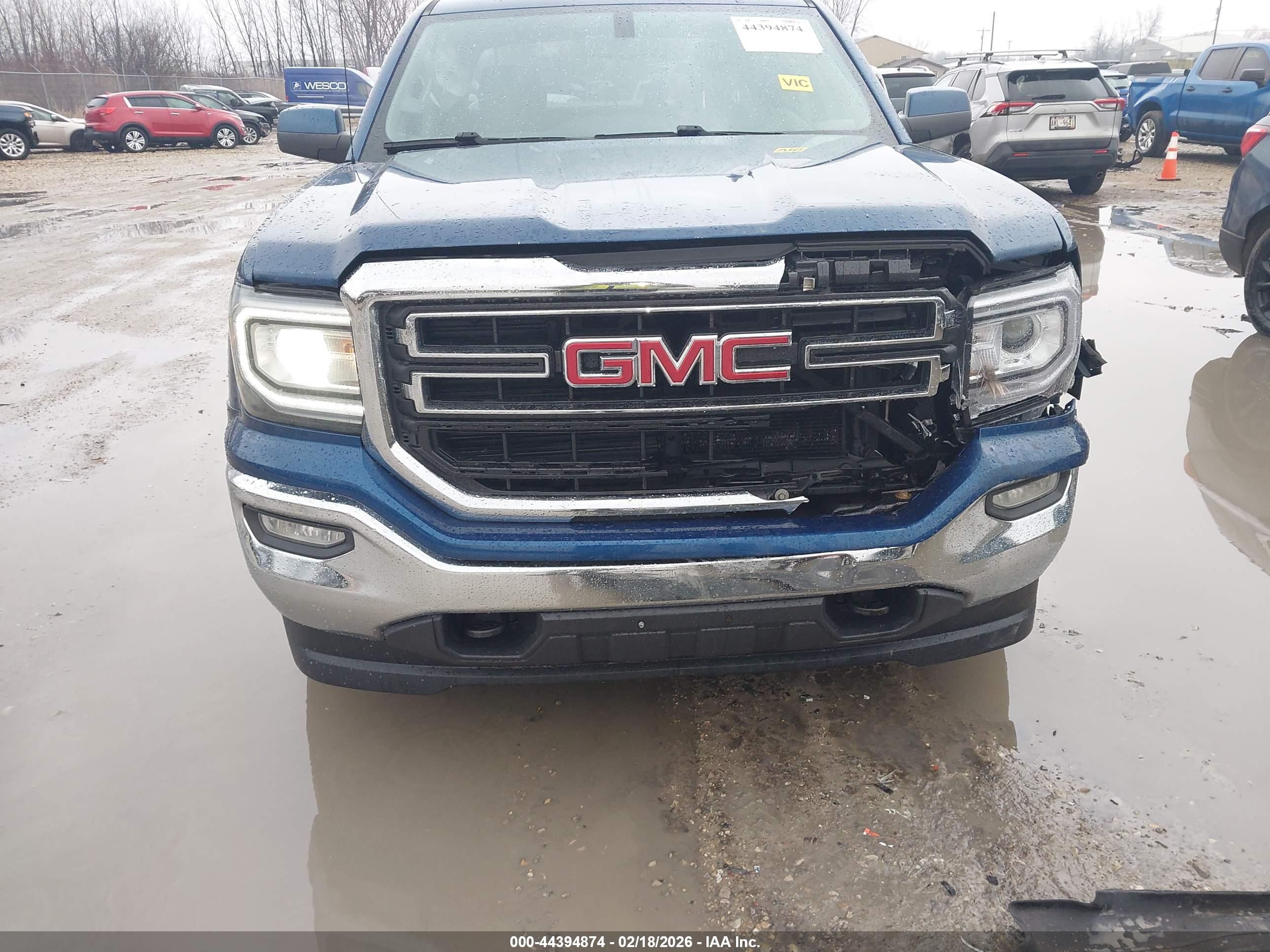 GMC SIERRA image 6