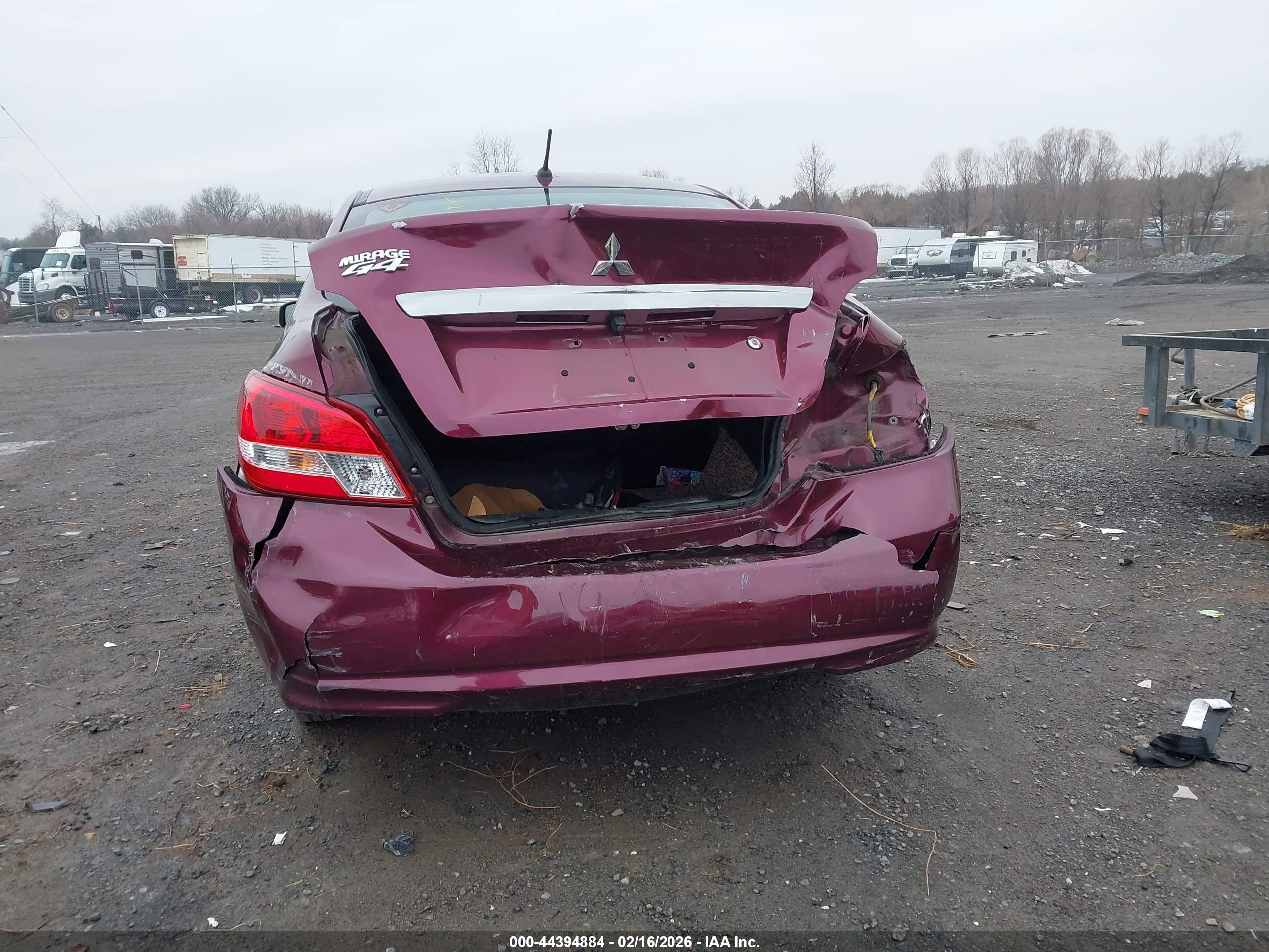MITSUBISHI MIRAGE image 6