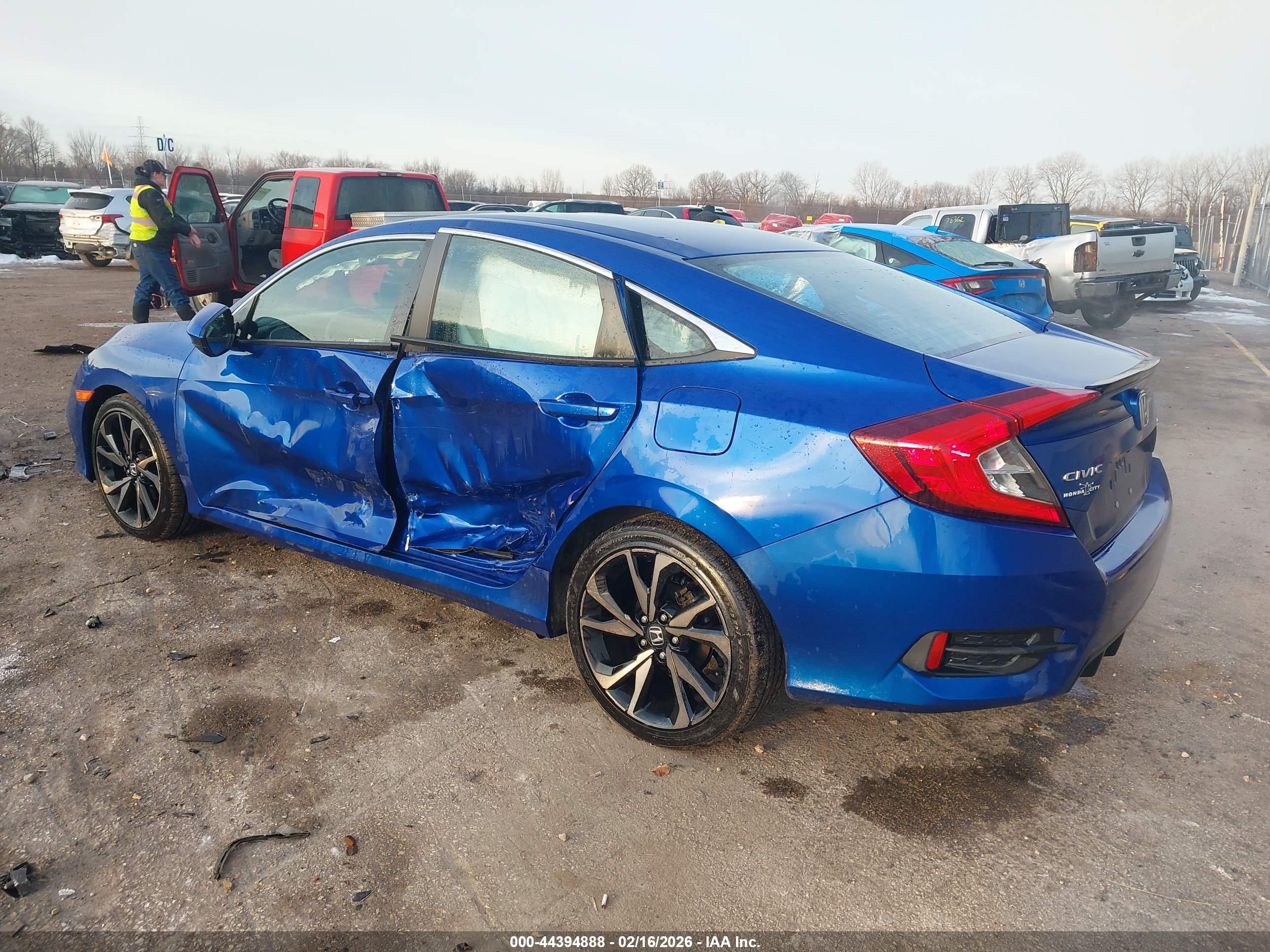 HONDA CIVIC image 3