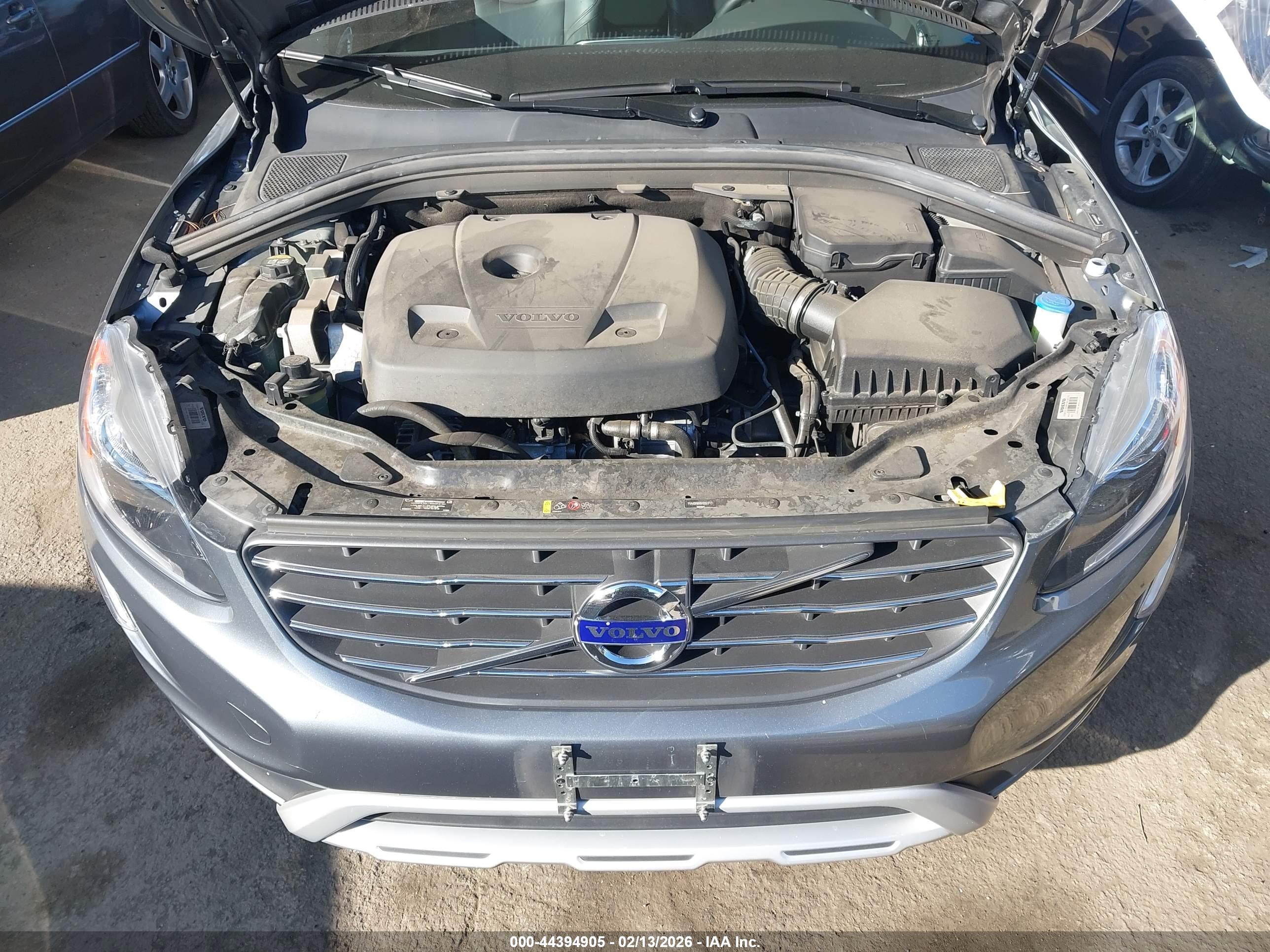 VOLVO XC60 image 10
