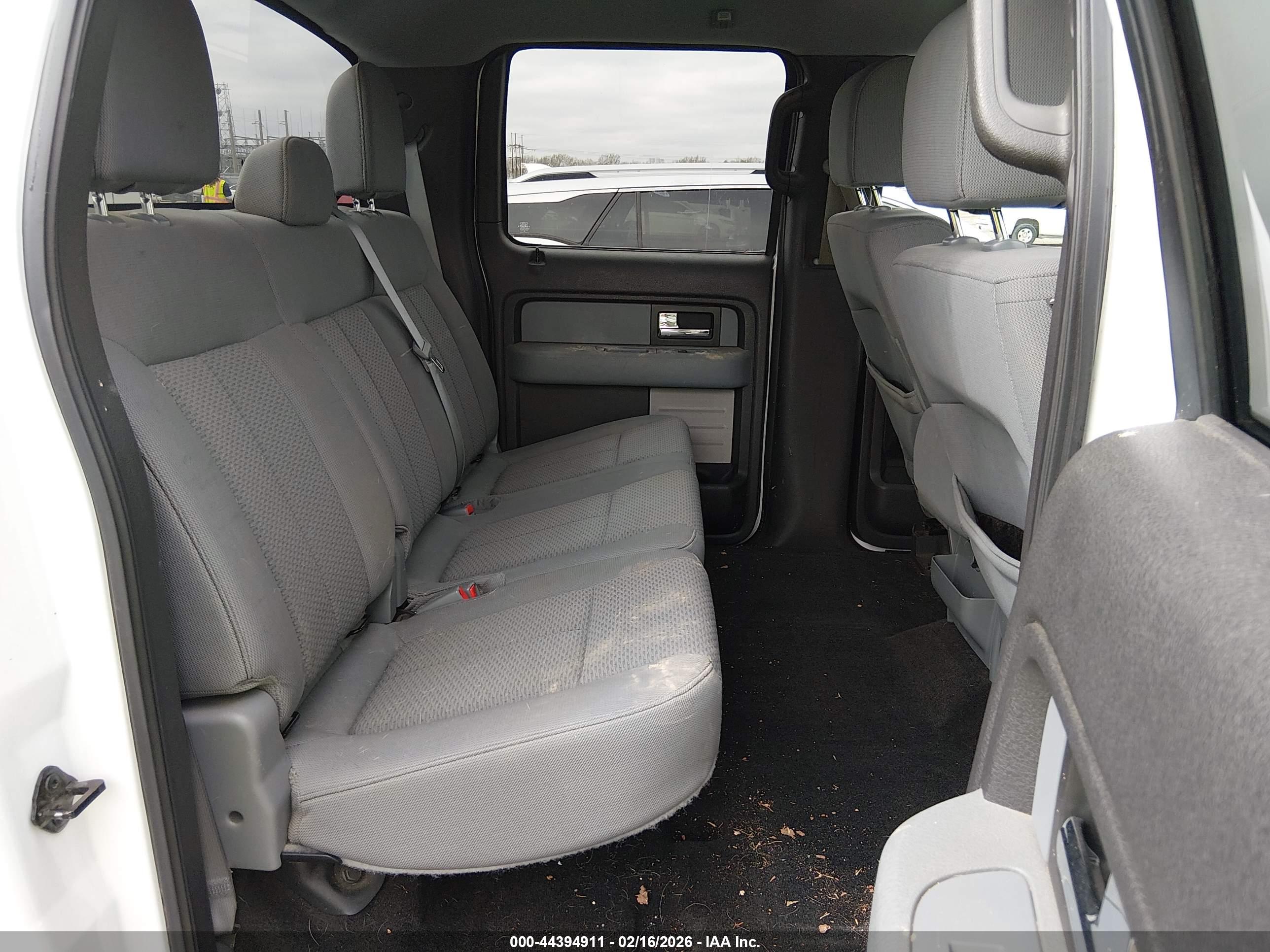 FORD F-150 image 8