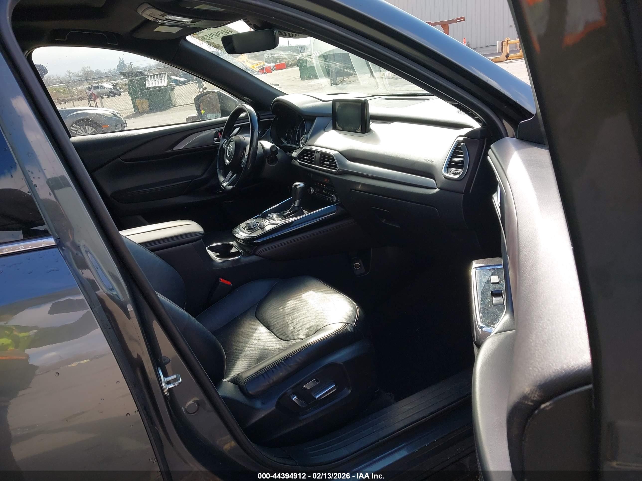 MAZDA CX-9 image 5
