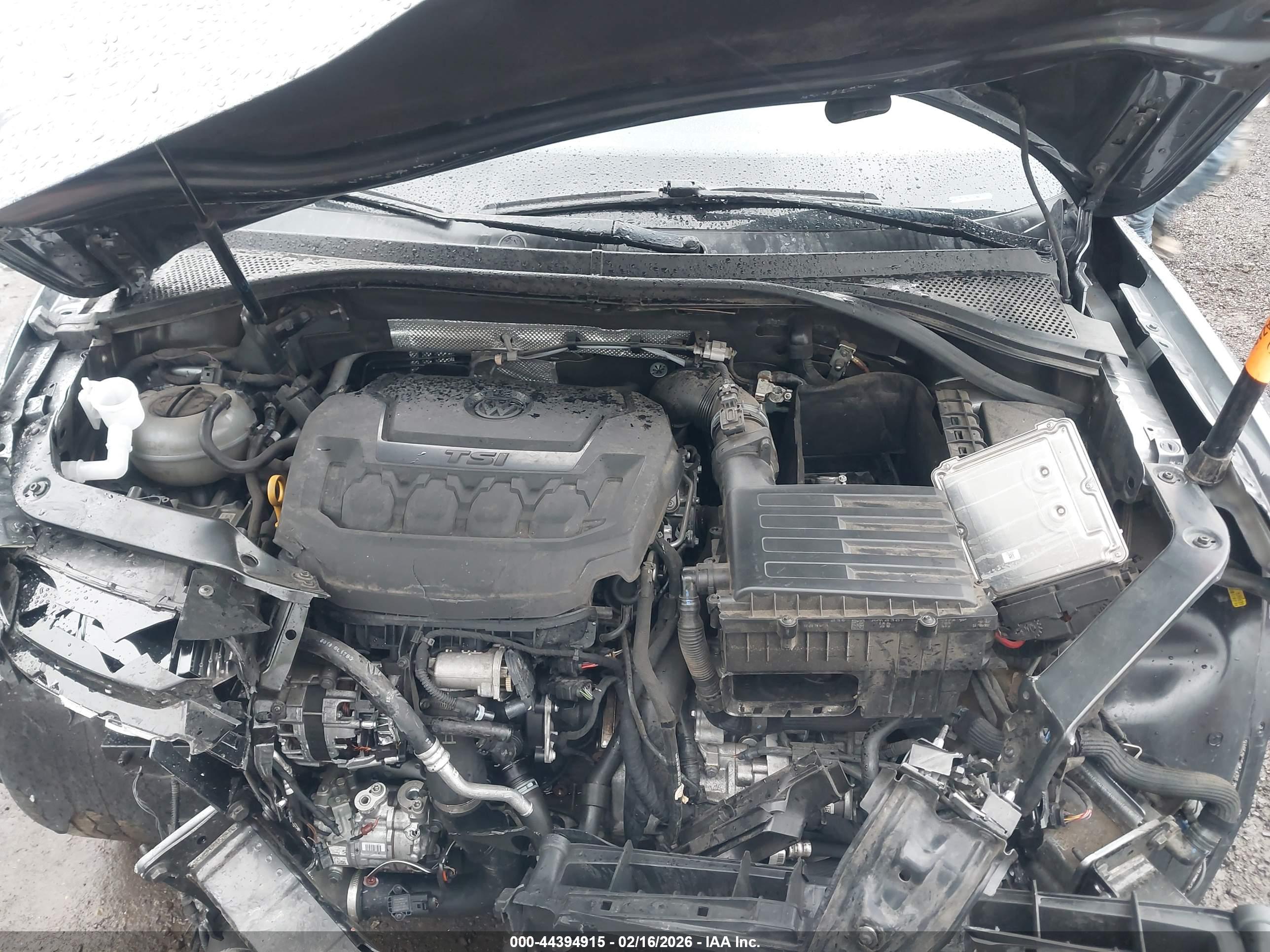 VOLKSWAGEN TIGUAN image 10