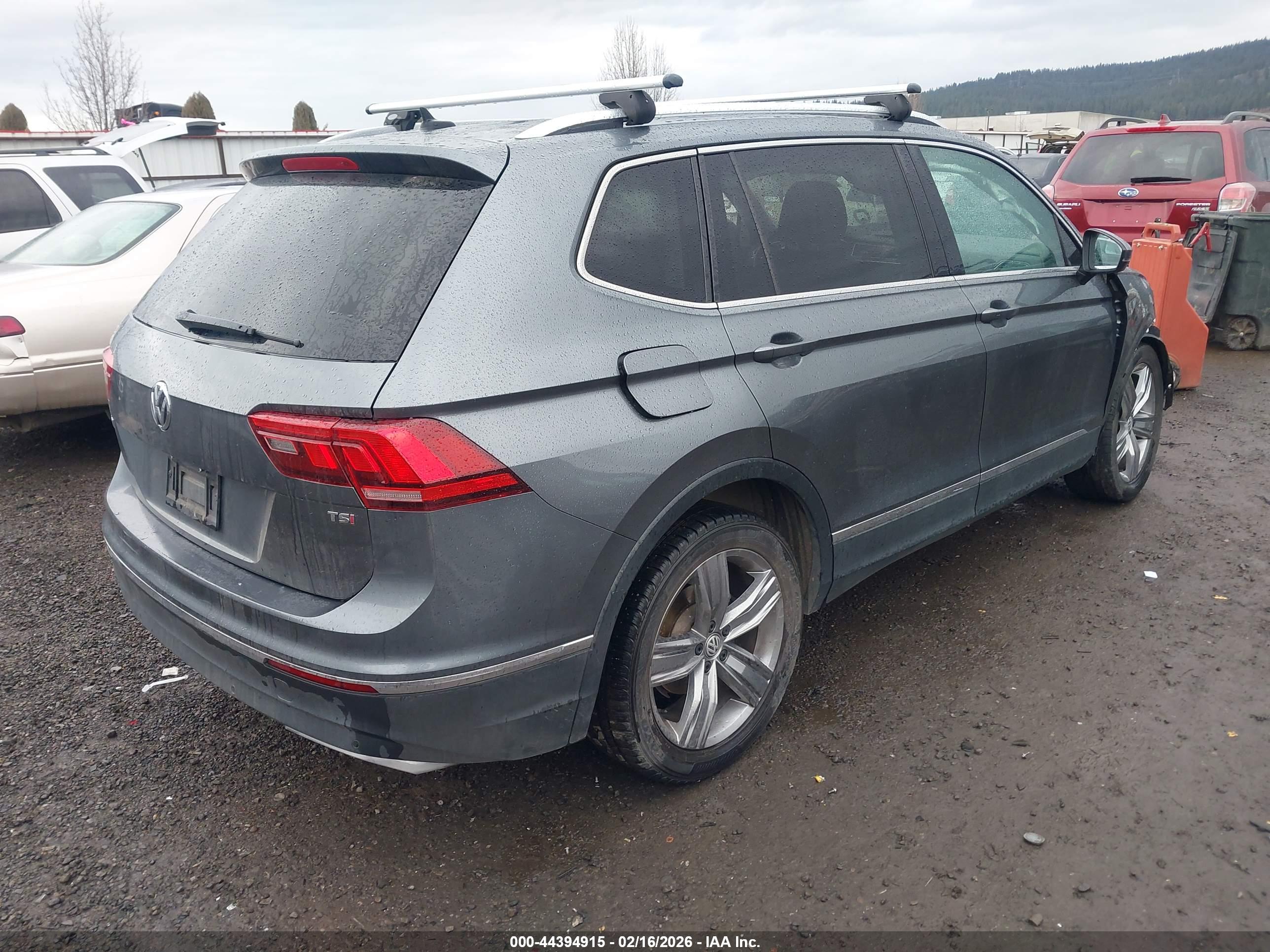 VOLKSWAGEN TIGUAN image 4