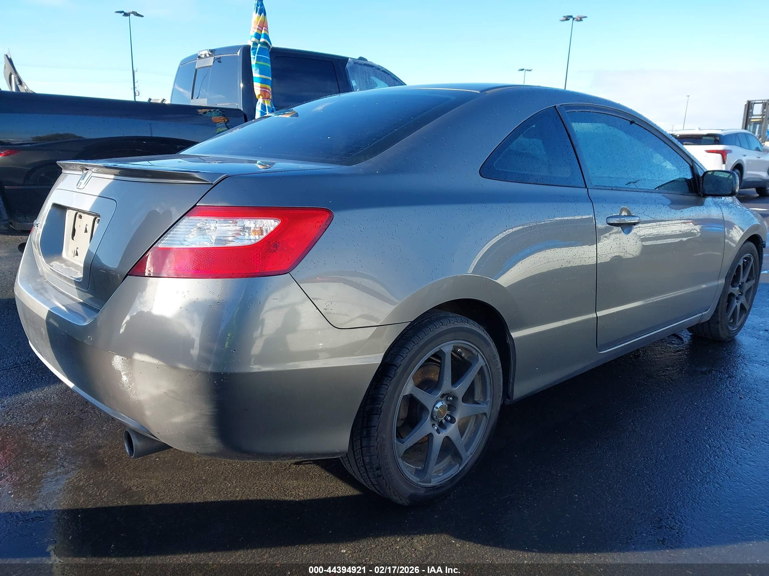 HONDA CIVIC image 4
