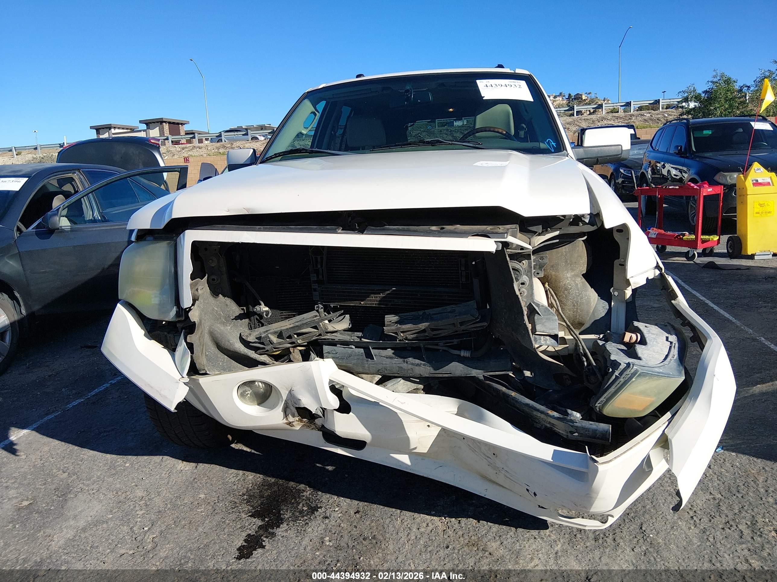 FORD EXPEDITION image 6