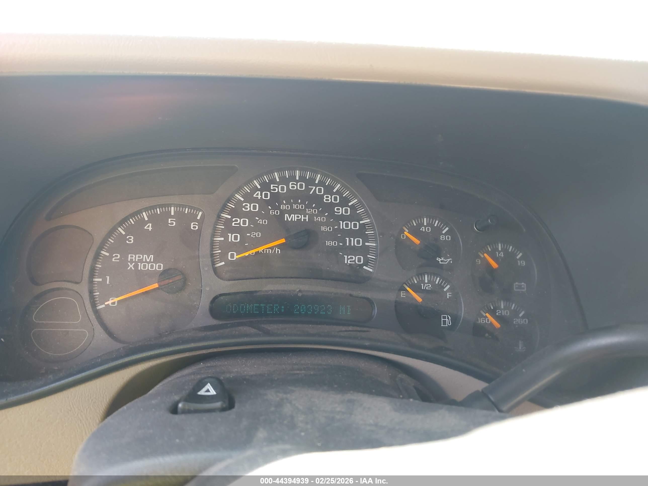 GMC YUKON image 7
