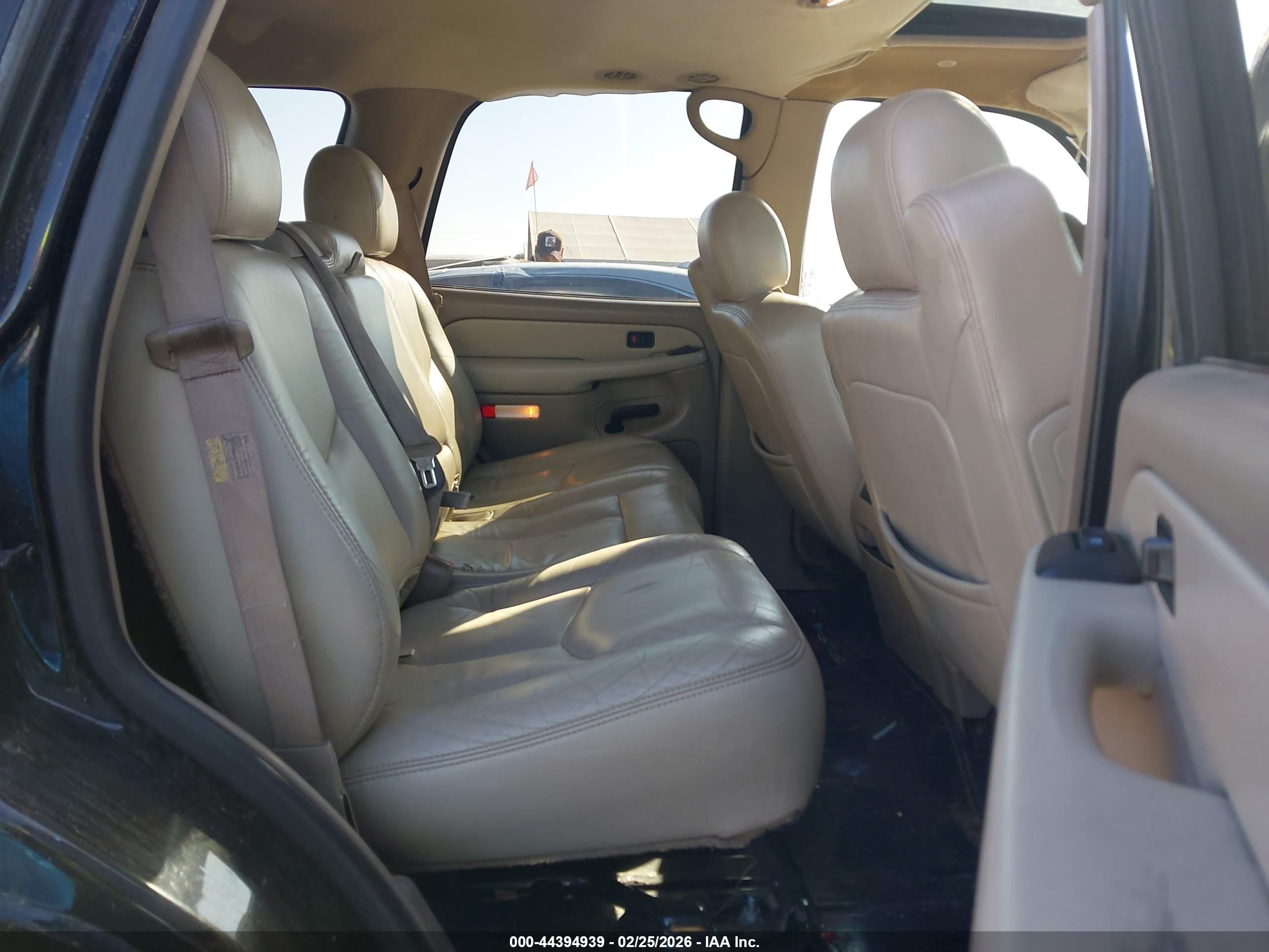 GMC YUKON image 8