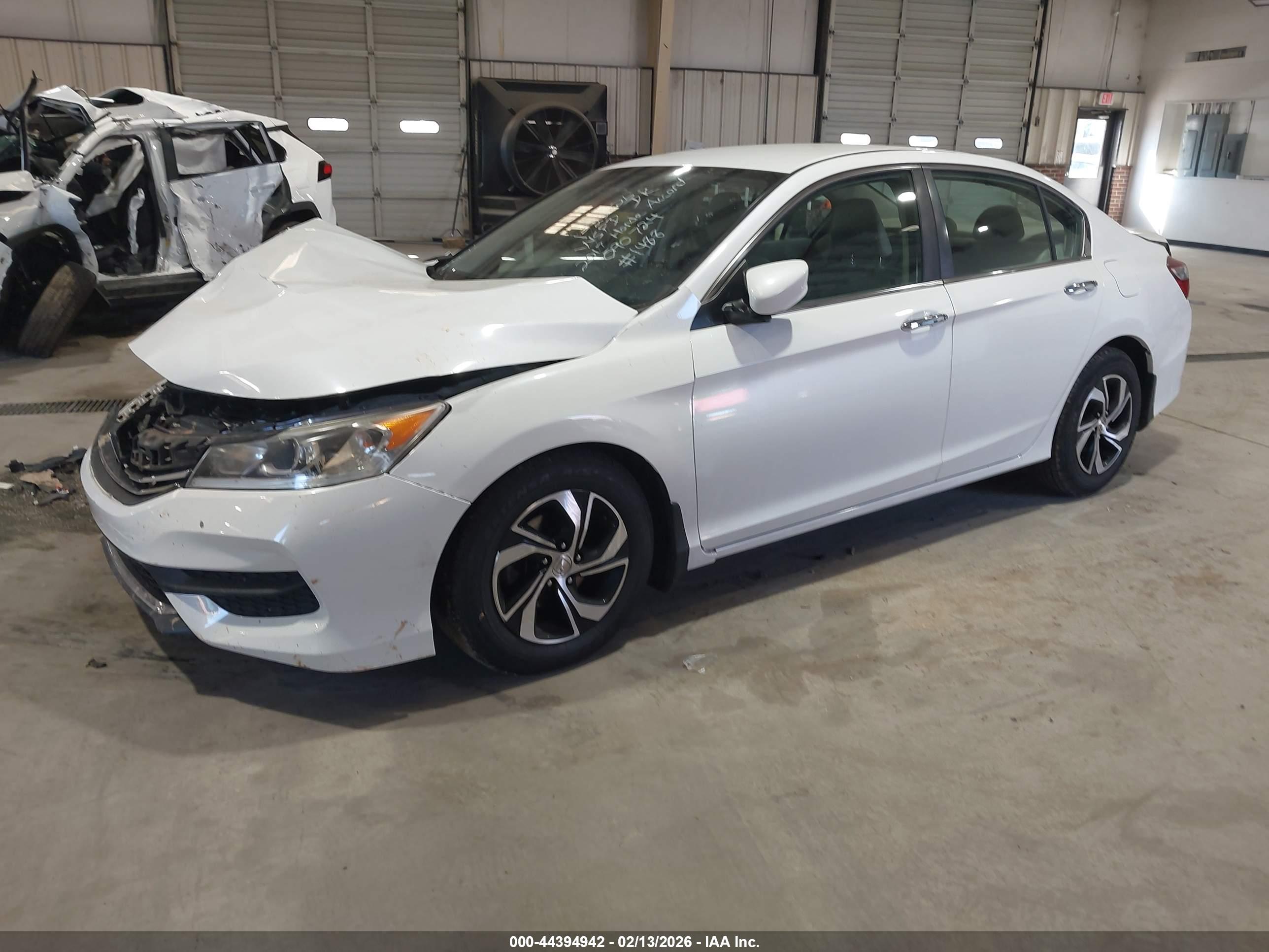 HONDA ACCORD image 2