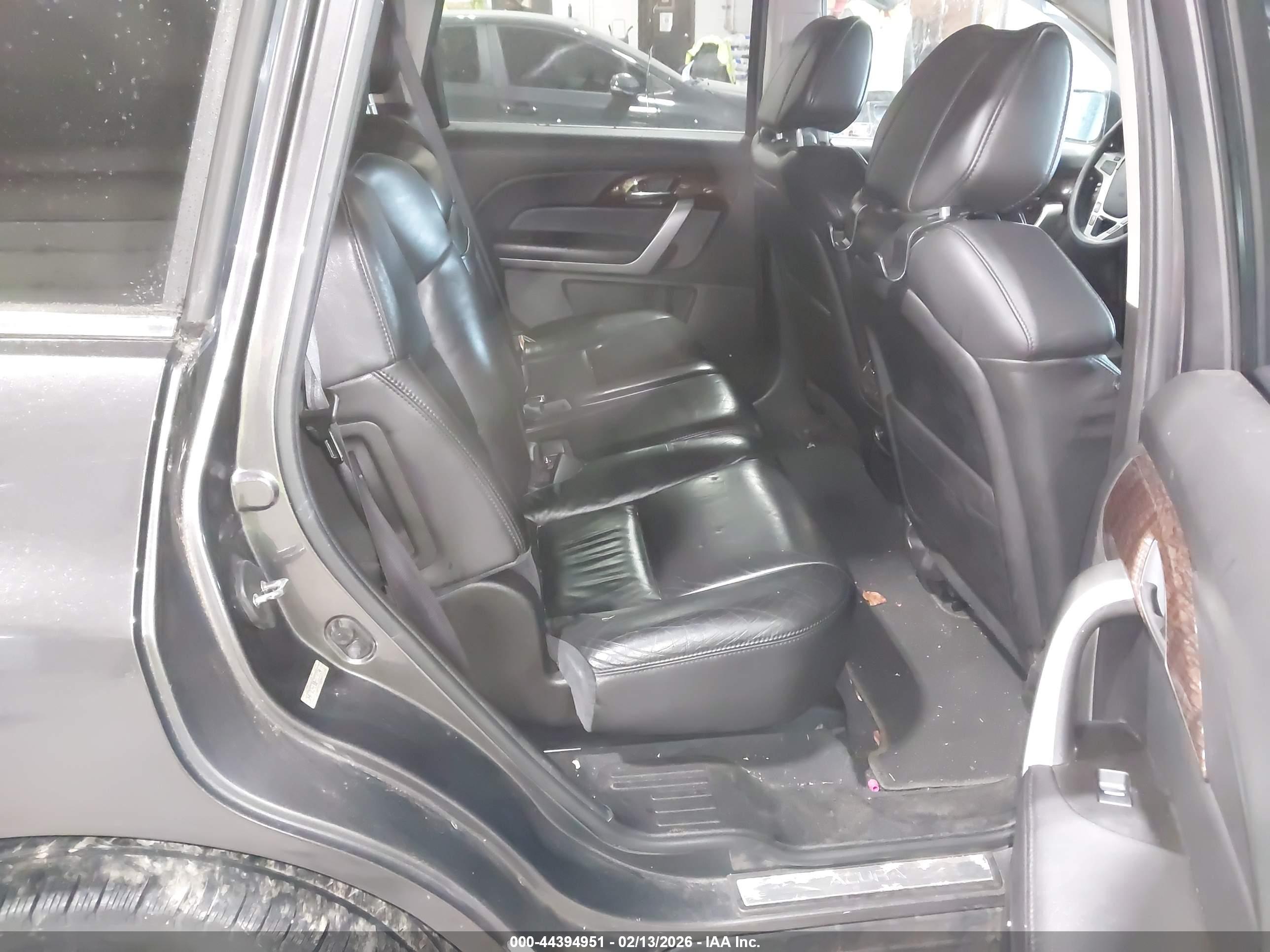 ACURA MDX image 8