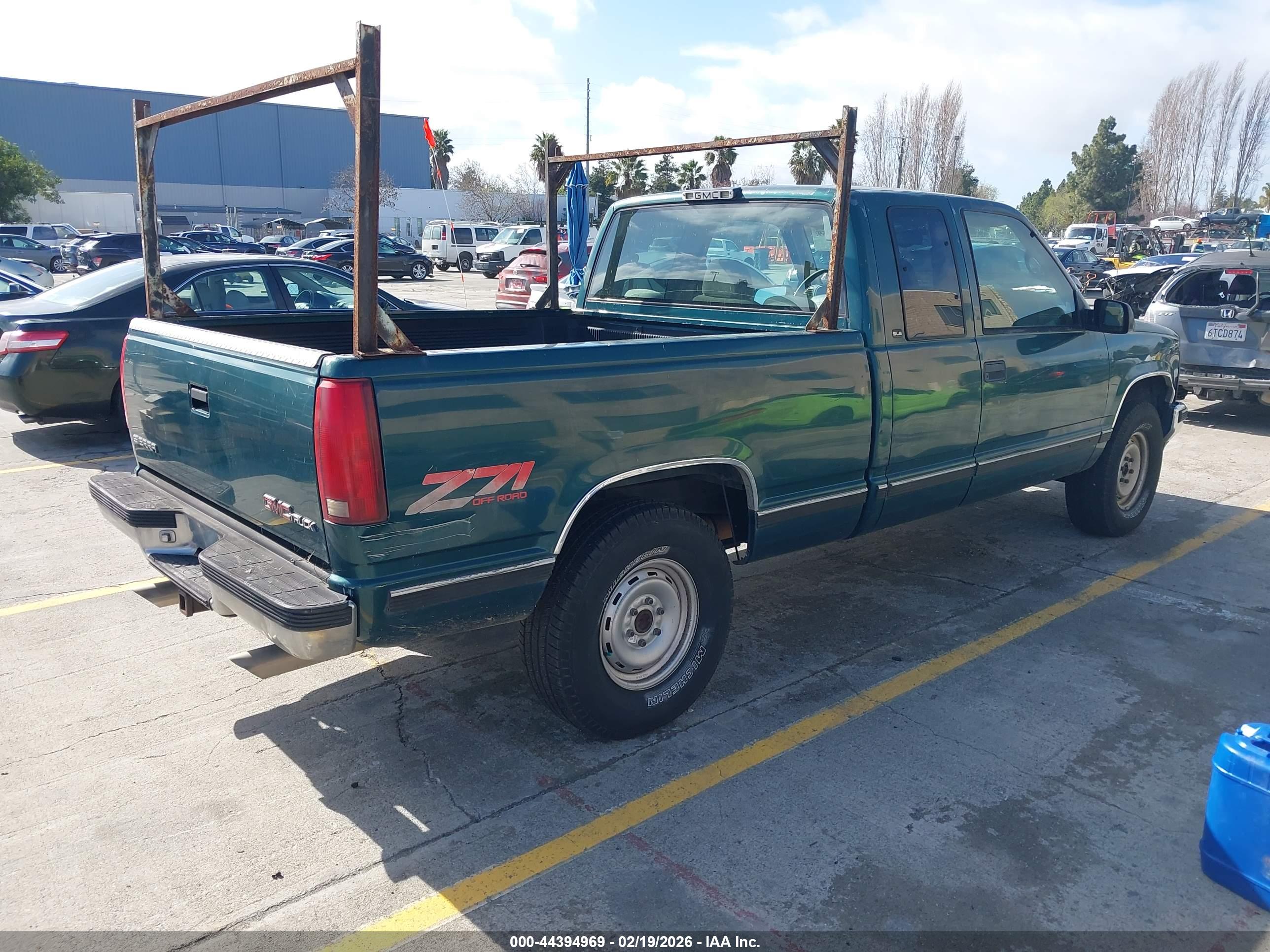 GMC SIERRA image 4