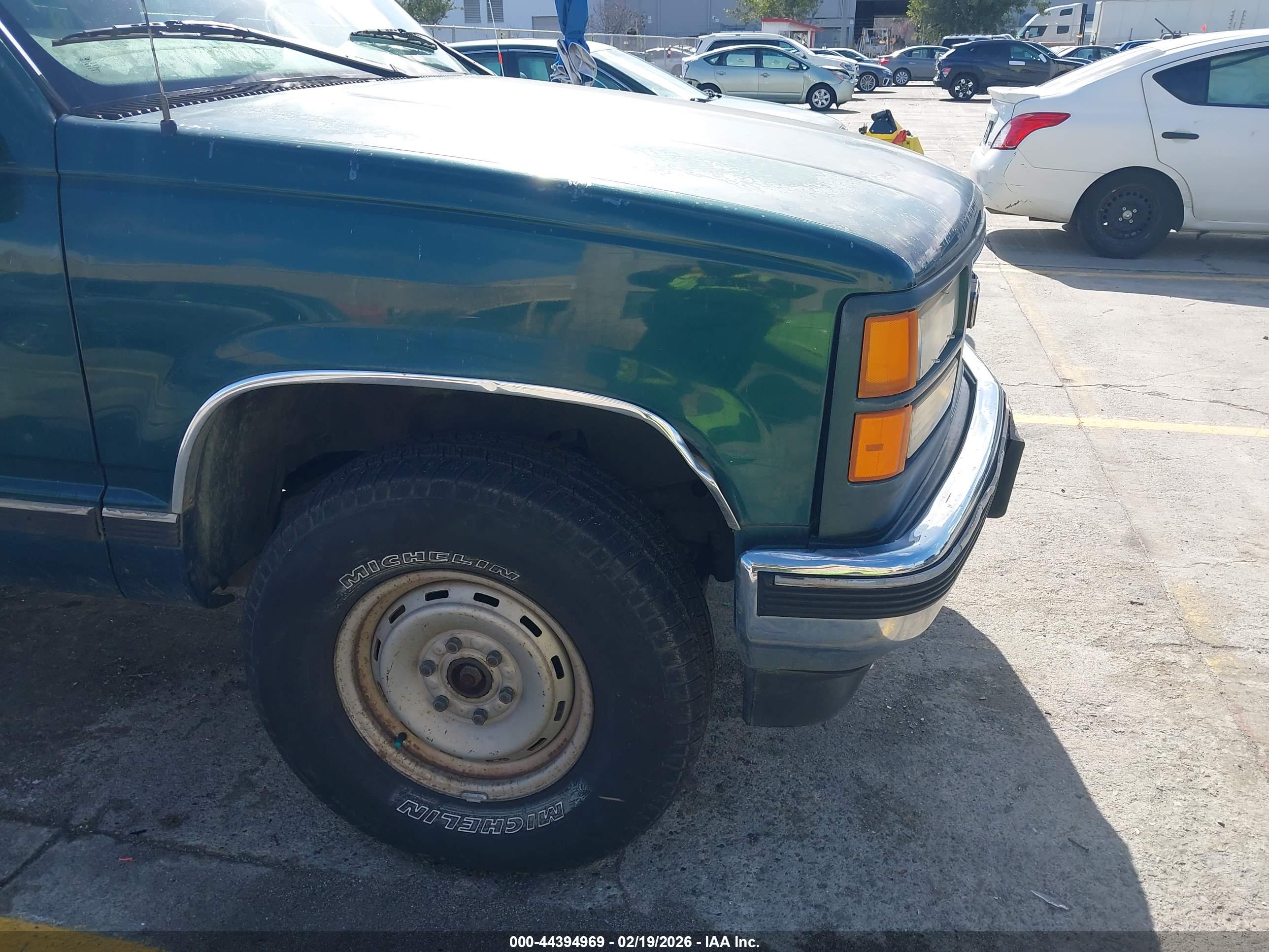 GMC SIERRA image 6