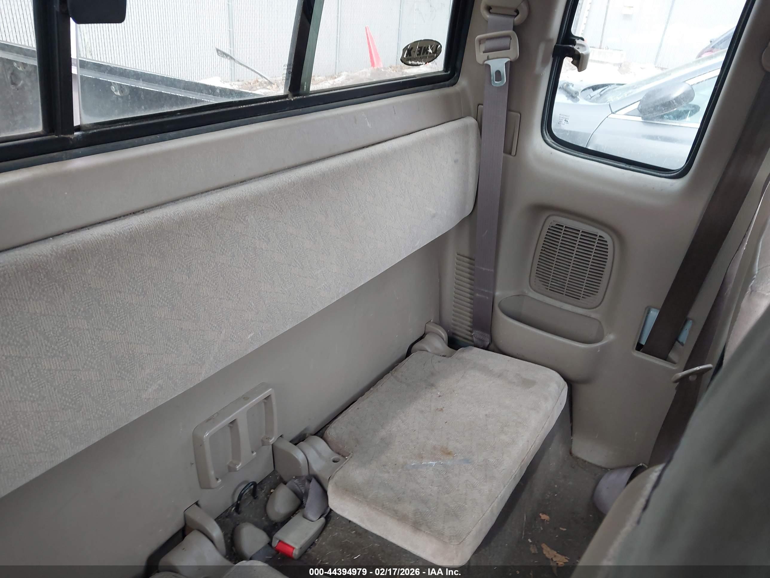 TOYOTA TACOMA image 8