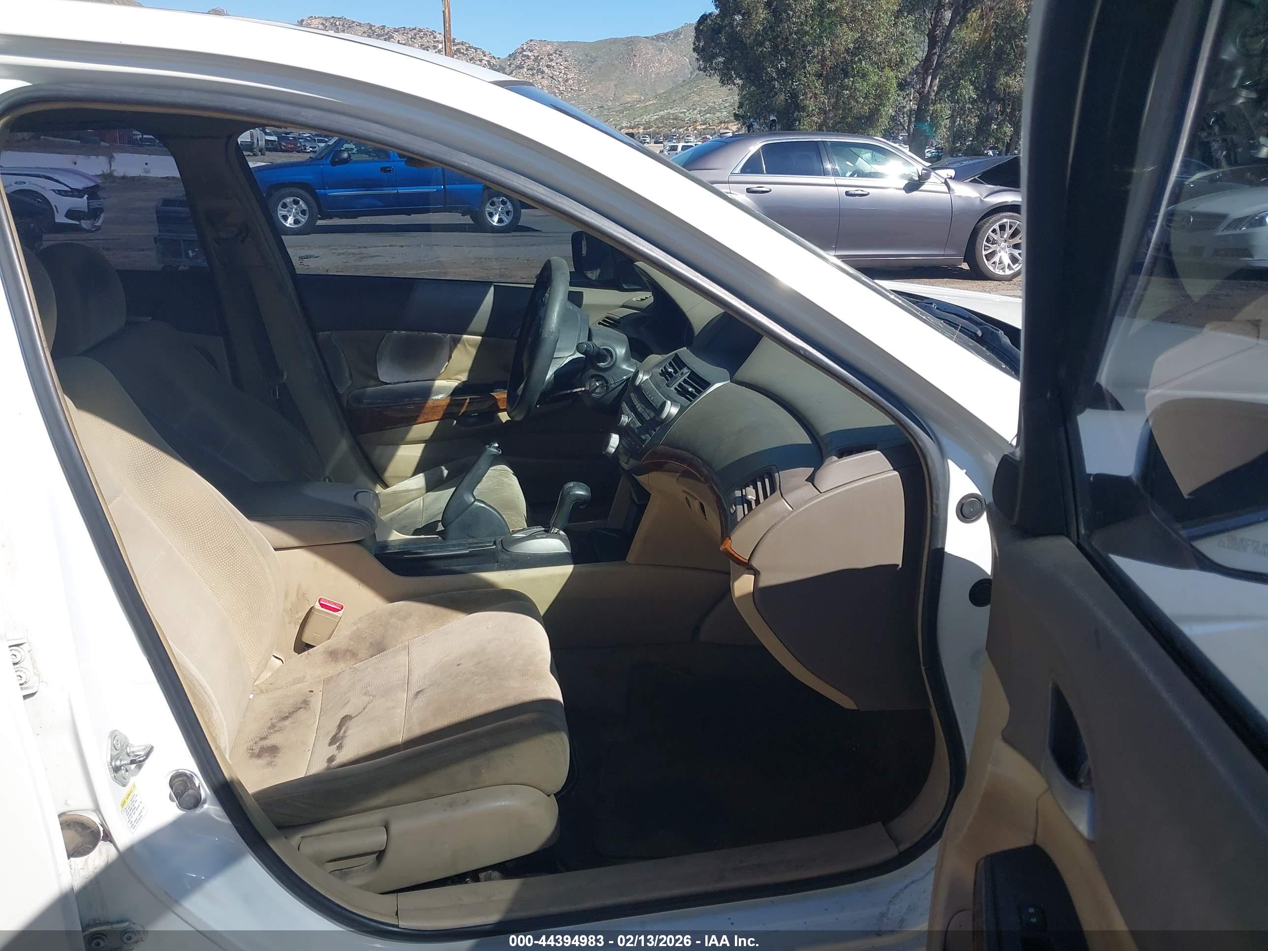HONDA ACCORD image 5