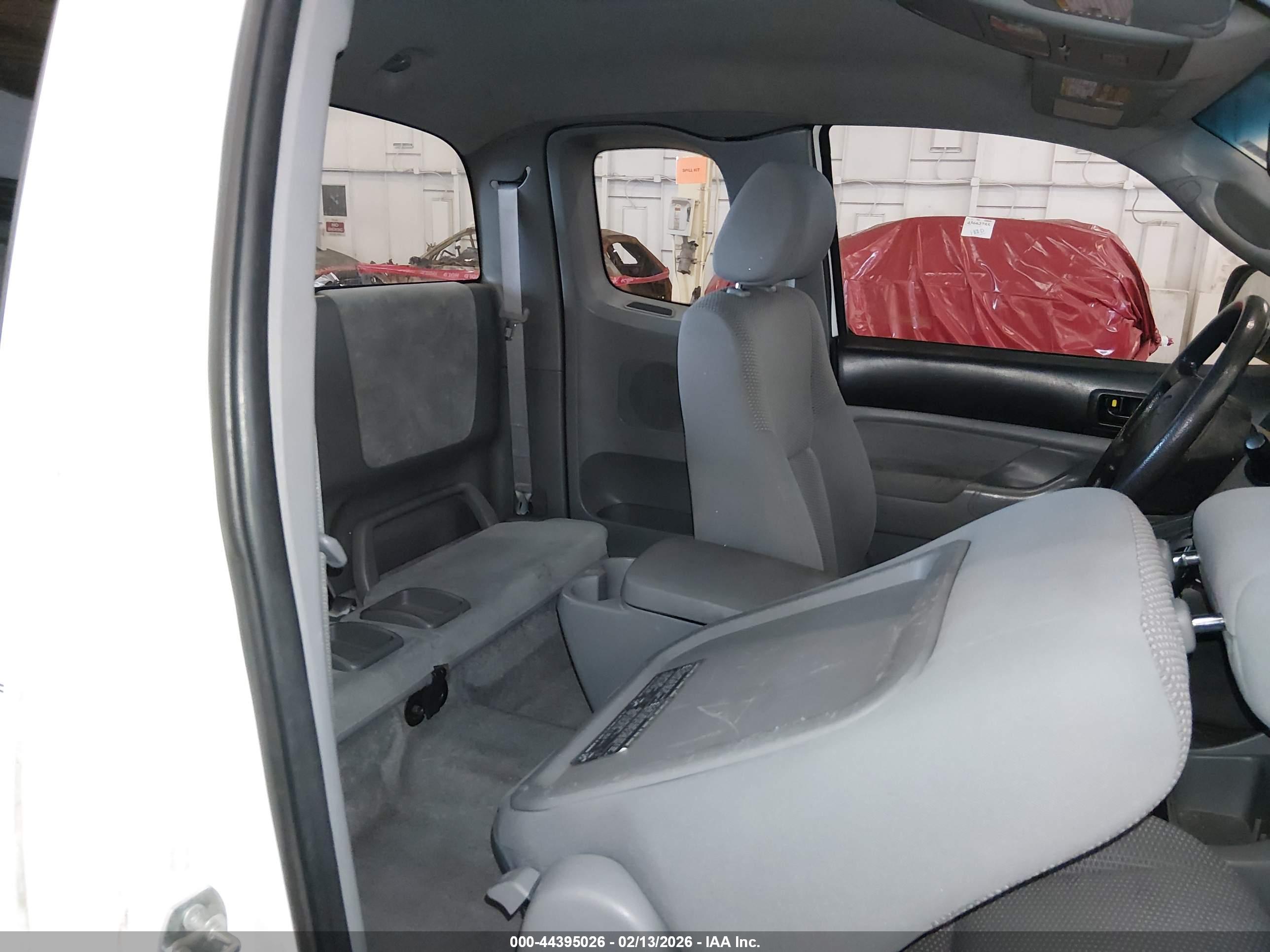 TOYOTA TACOMA image 8