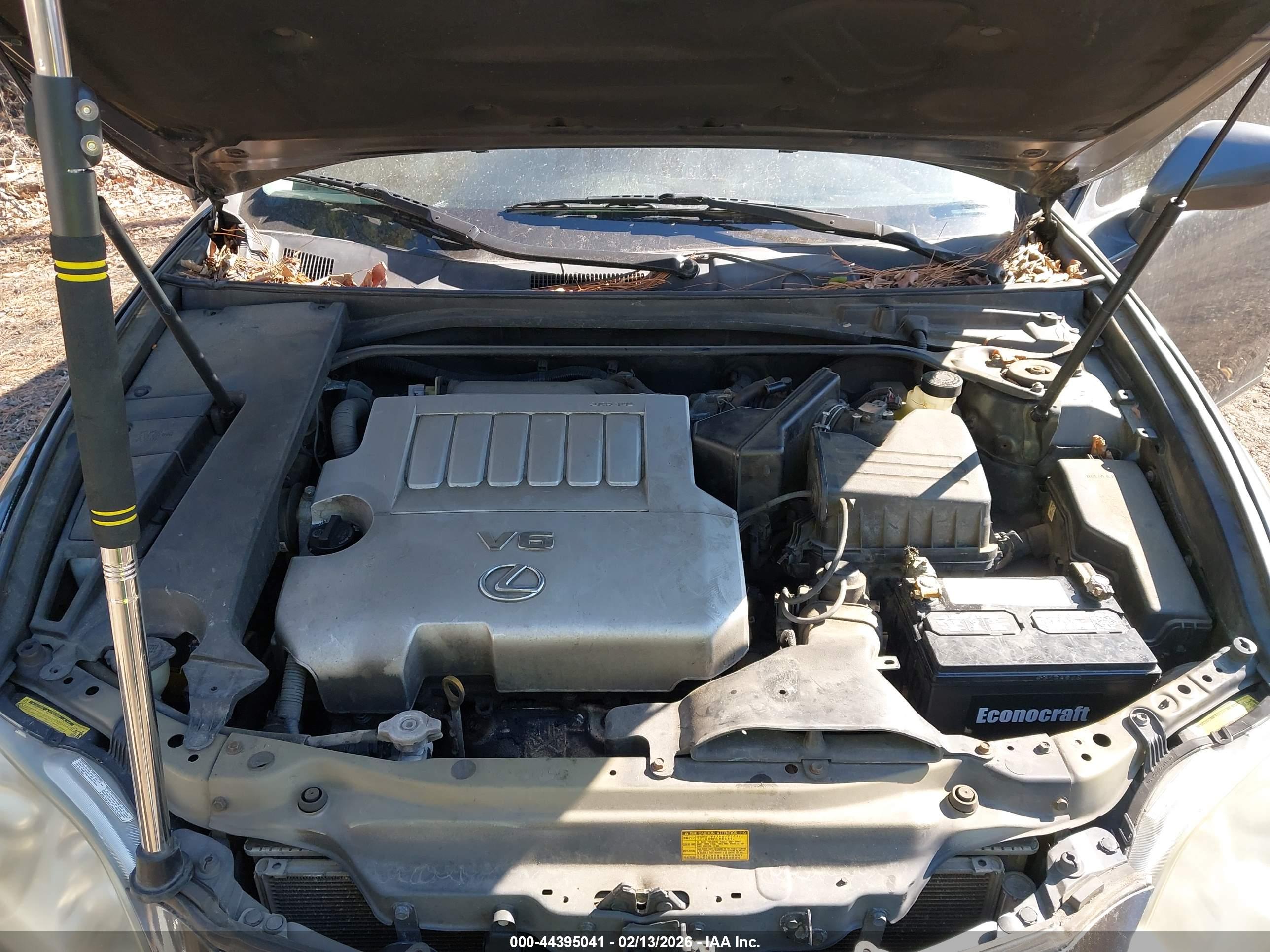 LEXUS ES image 10